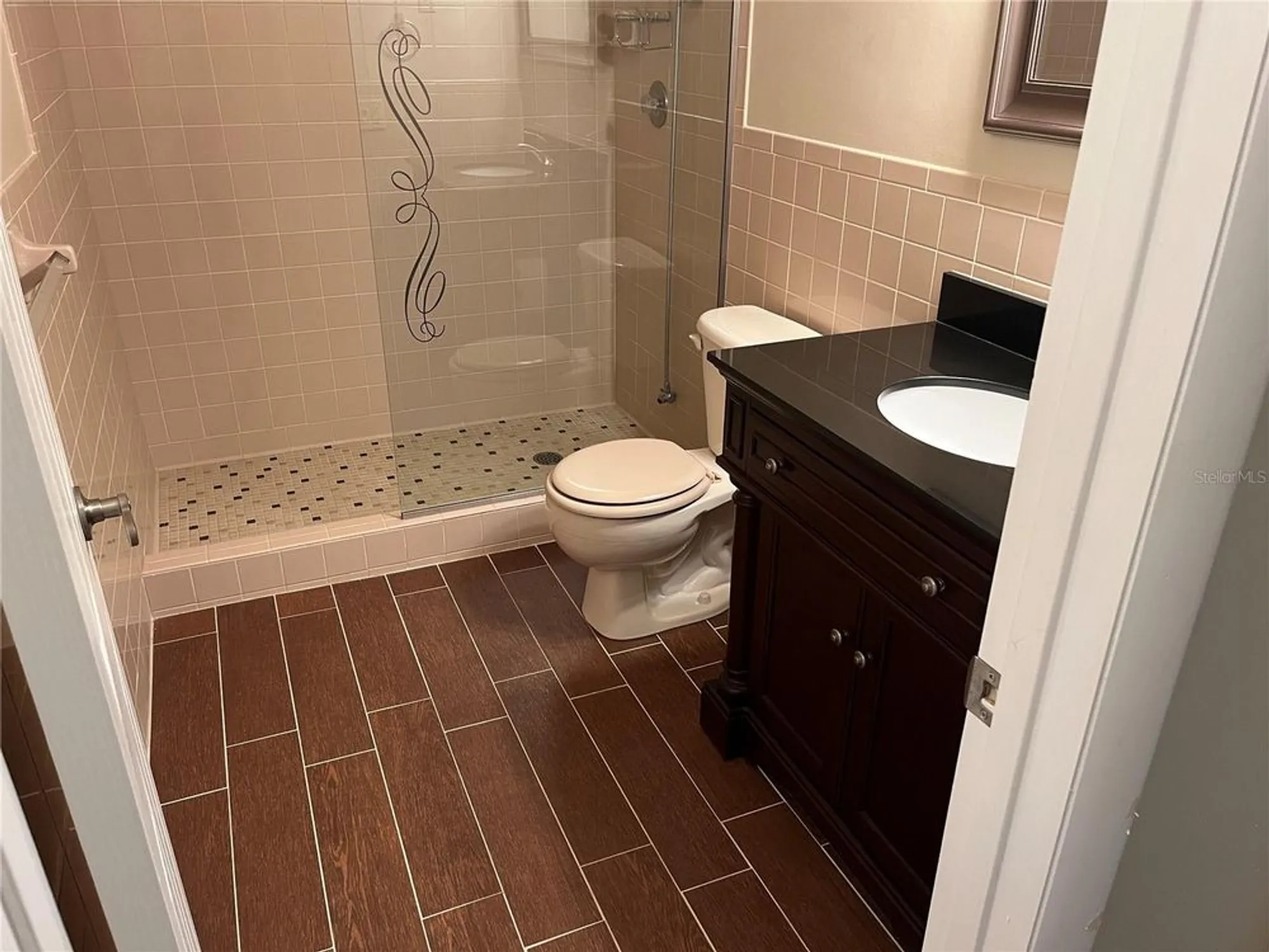 Property Slideshow image 17 of 53 | 2410 franciscan dr 18, Clearwater, FL, 33763