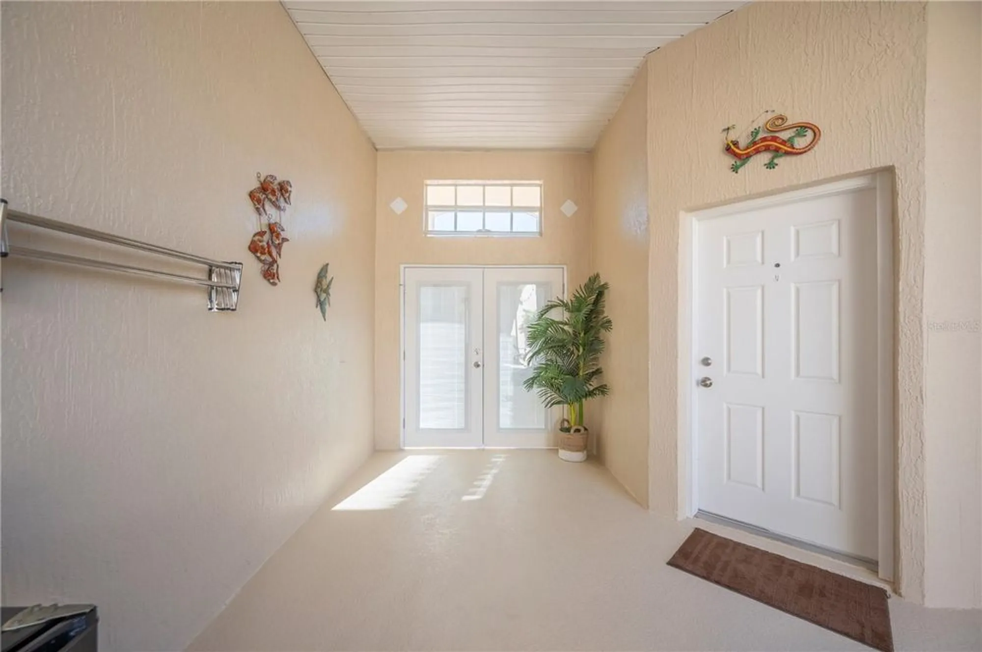 Property Slideshow image 8 of 41 | 4015 windchime ln, Lakeland, FL, 33811