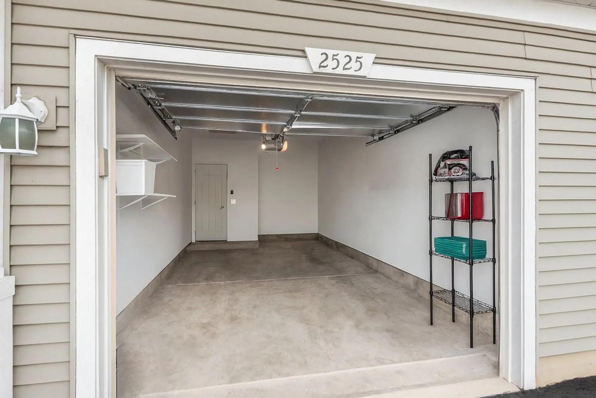 Property Slideshow image 18 of 21 | 2525 park ridge ct # 2525, Crest Hill, IL, 60403