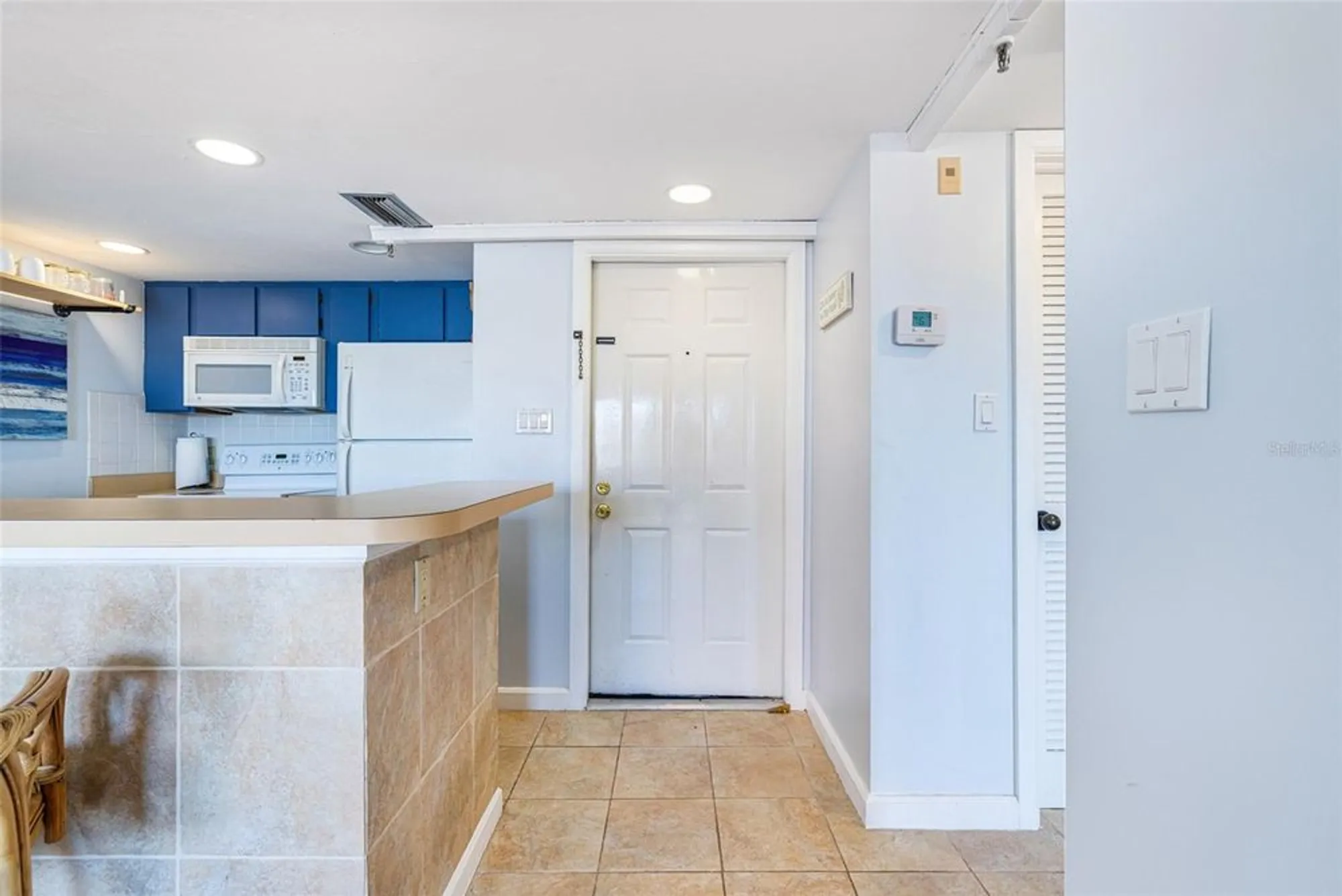 Property Slideshow image 6 of 26 | 3160 matecumbe key rd apt 221, Punta Gorda, FL, 33955