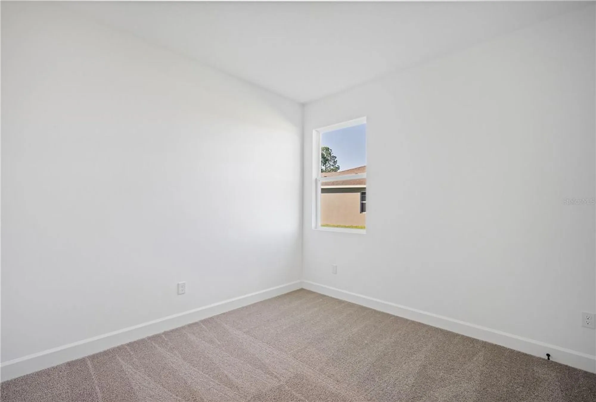 Property Slideshow image 25 of 30 | 9253 players dr, Weeki Wachee, FL, 34613