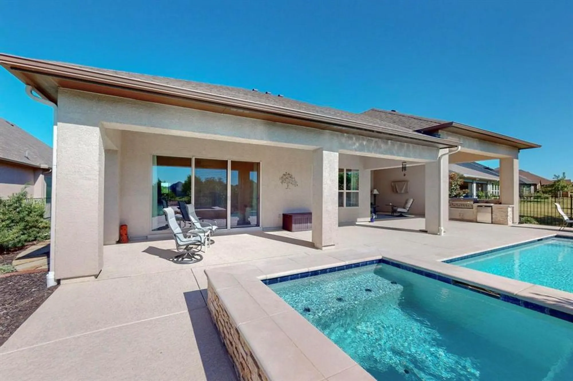 Property Slideshow image 34 of 40 | 11013 cartwright dr, Denton, TX, 76207