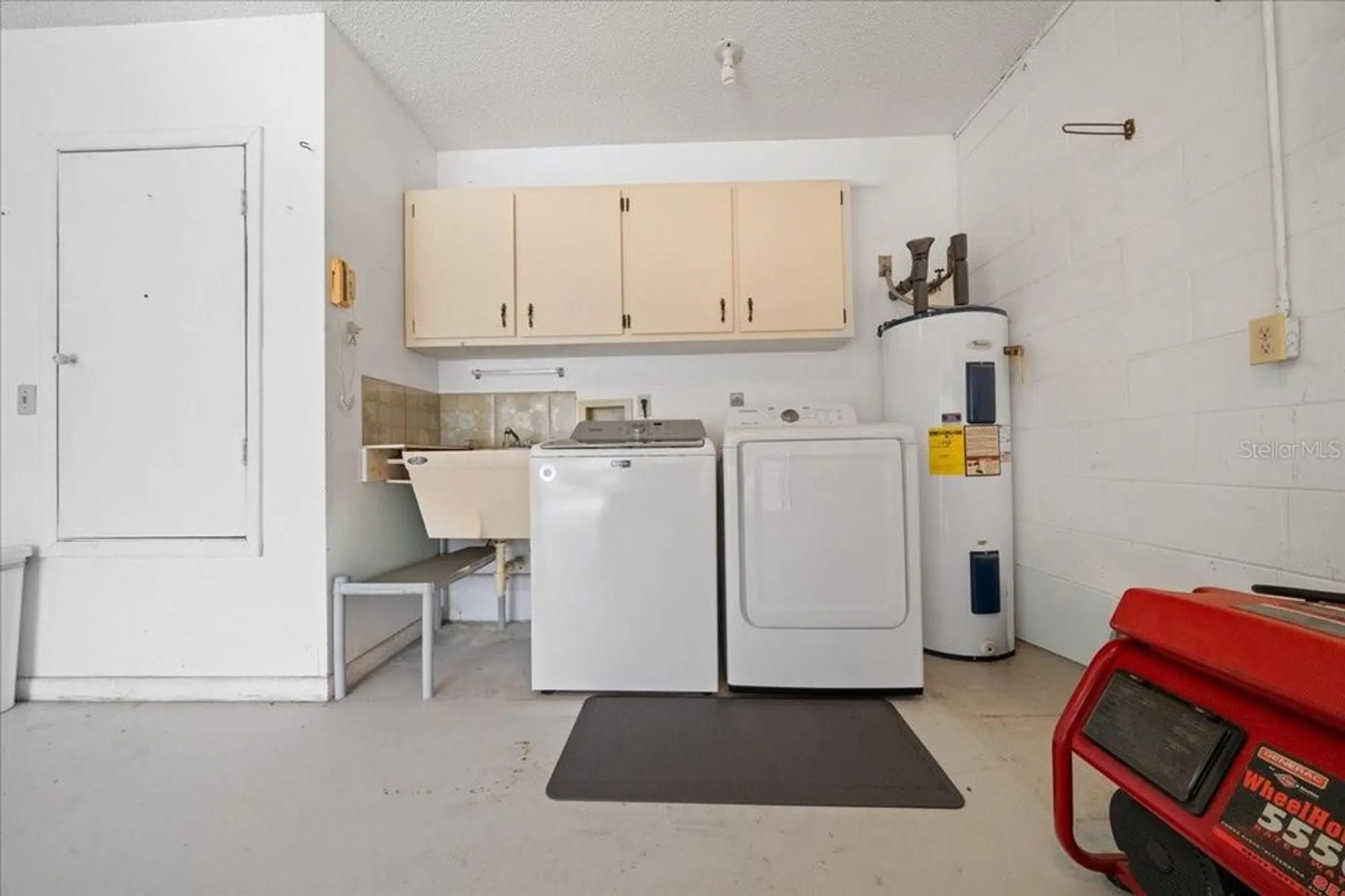 Property Slideshow image 39 of 44 | 8819 sw 91st pl c, Ocala, FL, 34481