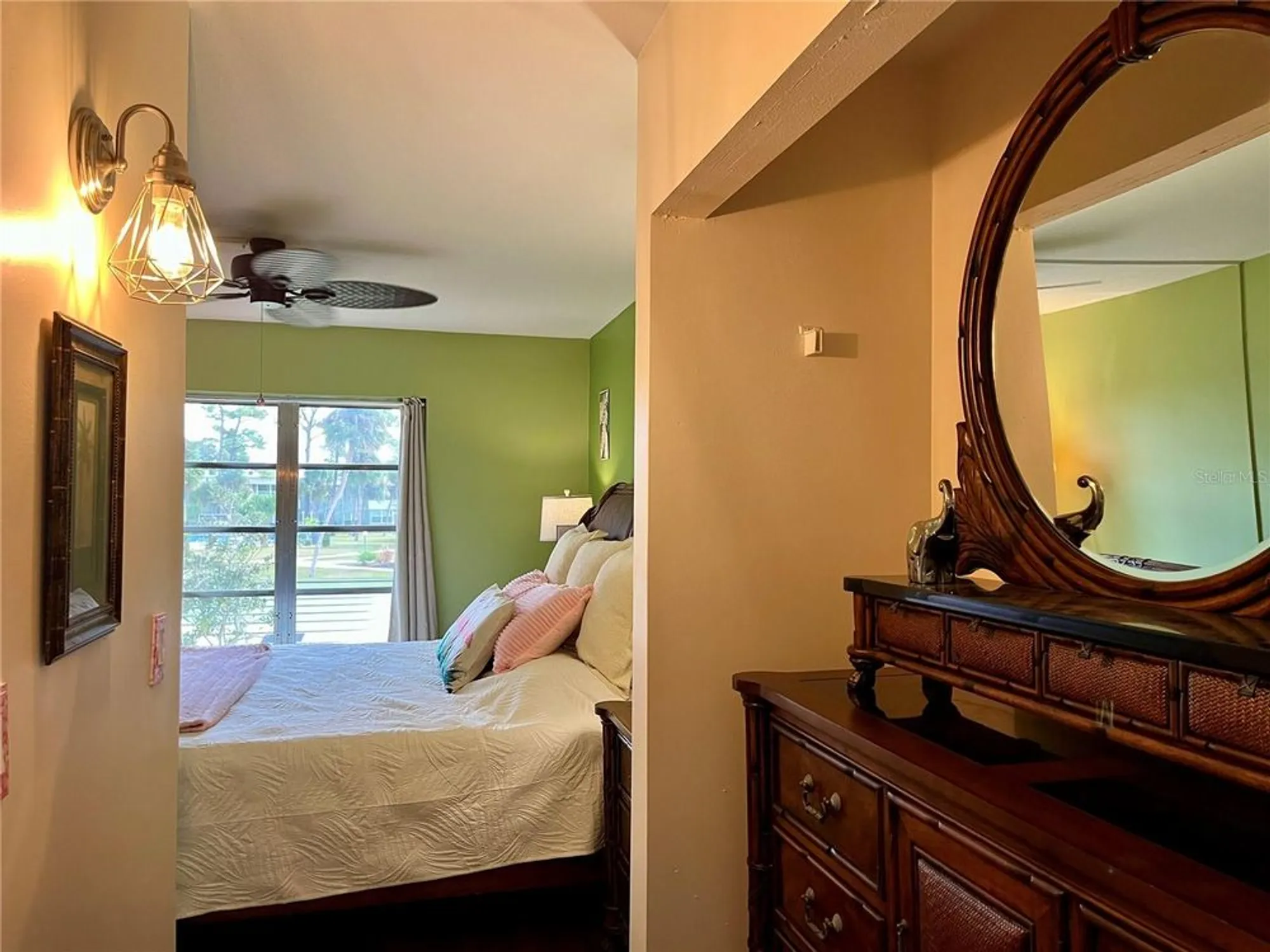 Property Slideshow image 25 of 44 | 2290 aaron st apt 210, Port Charlotte, FL, 33952