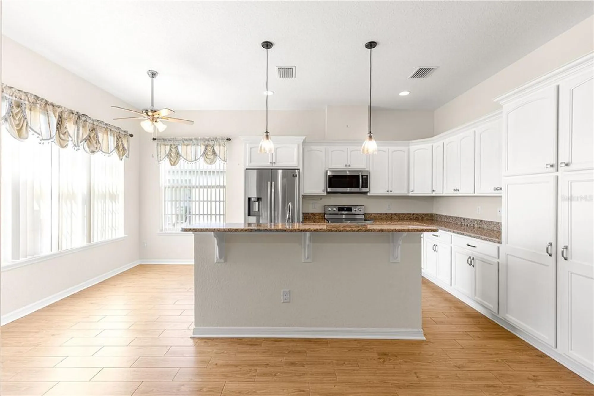 Property Slideshow image 7 of 42 | 17306 se 112th court rd, Summerfield, FL, 34491