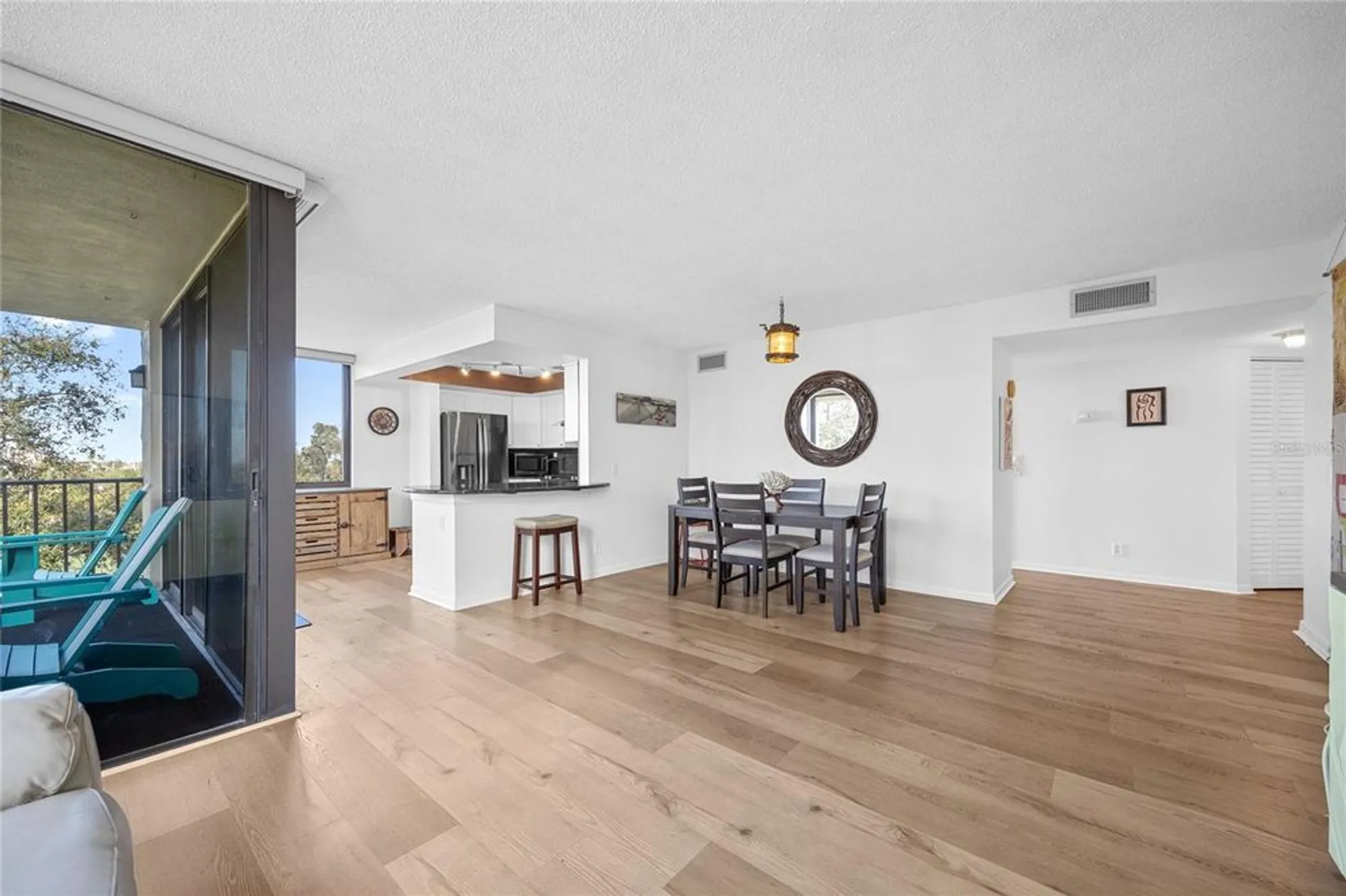 Property Slideshow image 6 of 42 | 6269 palma del mar blvd s apt 408, St Petersburg, FL, 33715