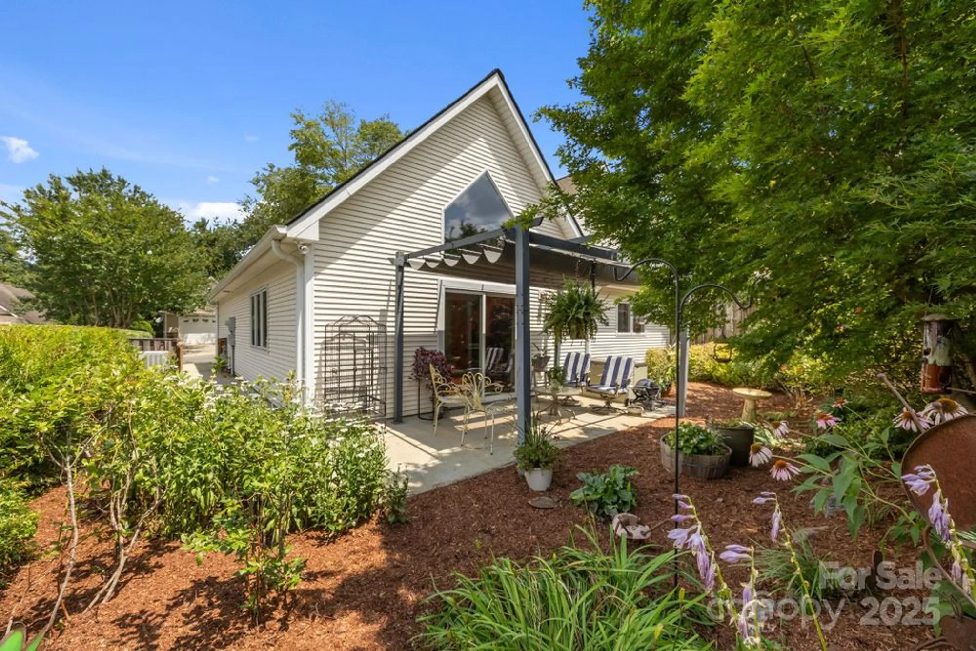 Property Slideshow image 25 of 30 | 8 beekeeper trl, Swannanoa, NC, 28778