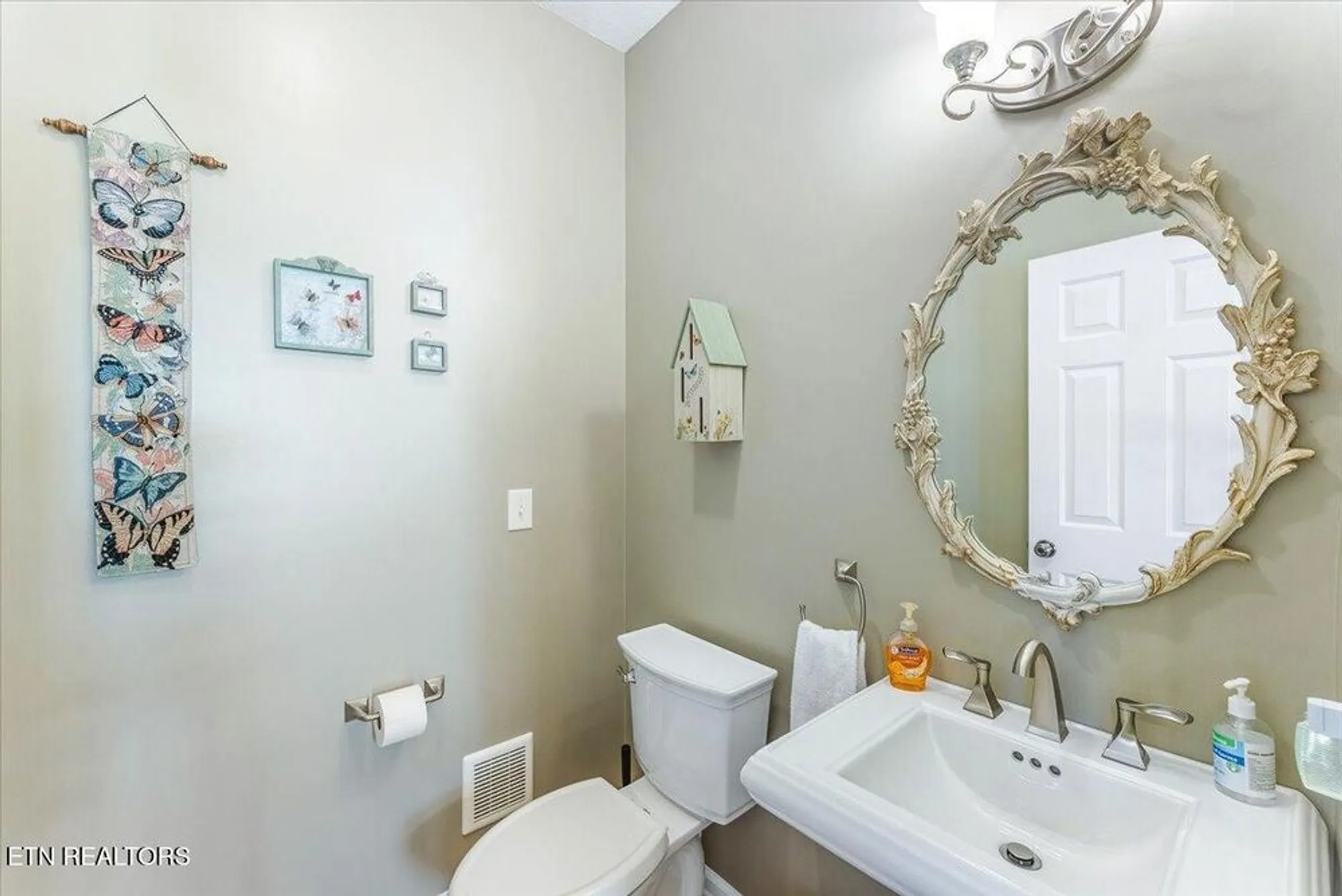 Property Slideshow image 41 of 55 | 108 wewoka way, Loudon, TN, 37774