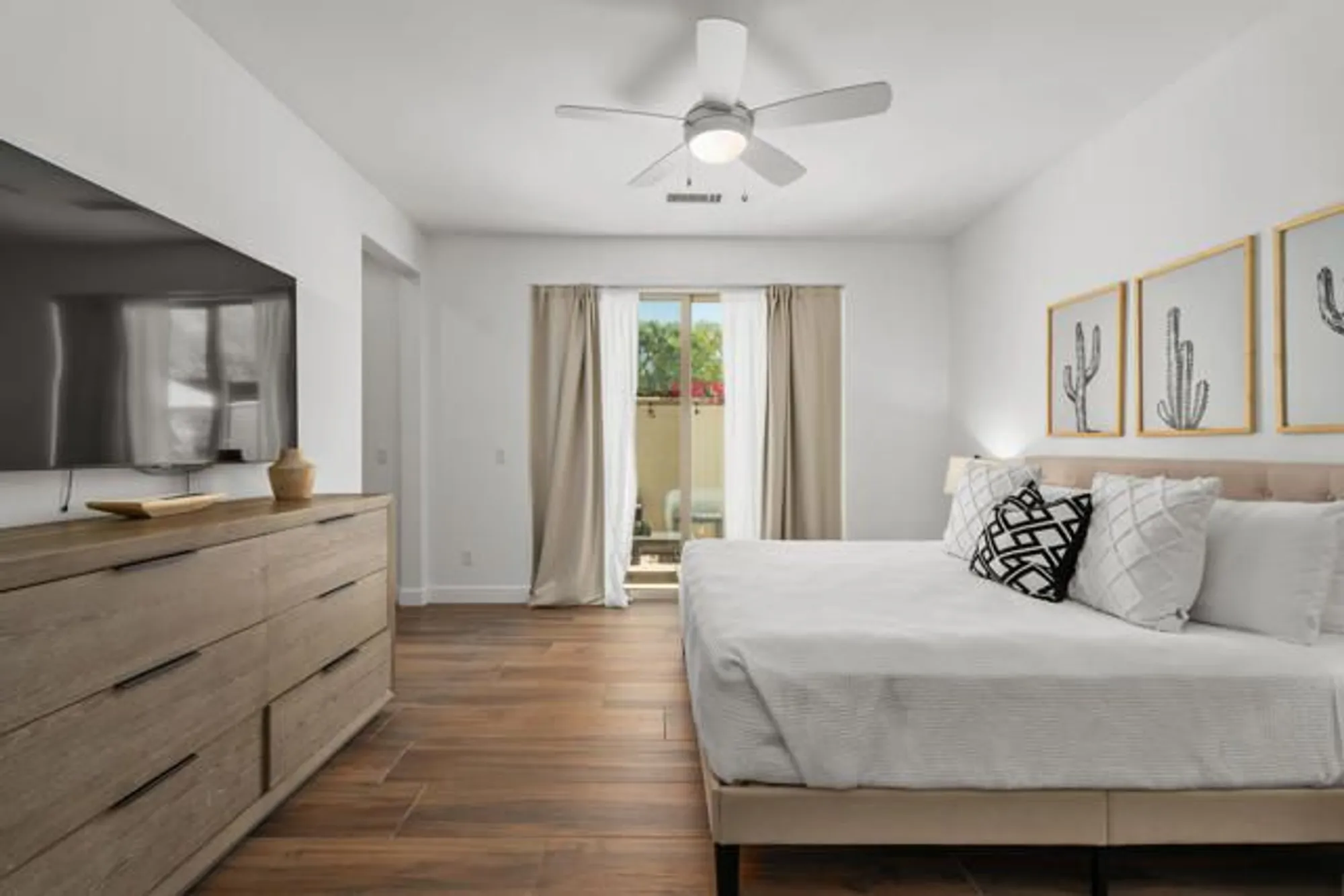 Property Slideshow image 14 of 39 | 80495 whisper rock way, La Quinta, CA, 92253