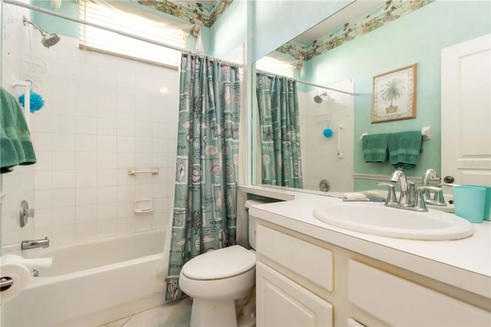 Property Slideshow image 15 of 34 | 357 fareham dr, Venice, FL, 34293