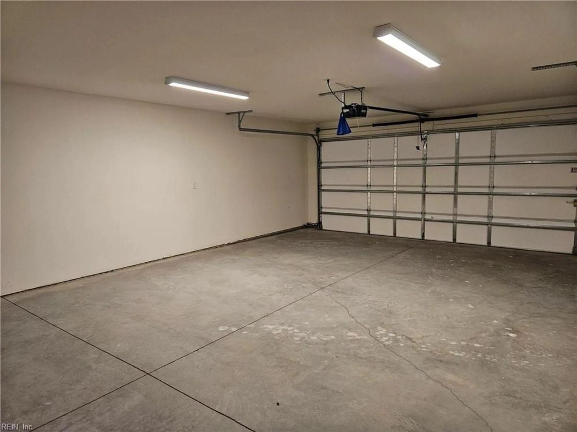 Property Slideshow image 27 of 41 | 222 richmond ave # 20-1, Smithfield, VA, 23430