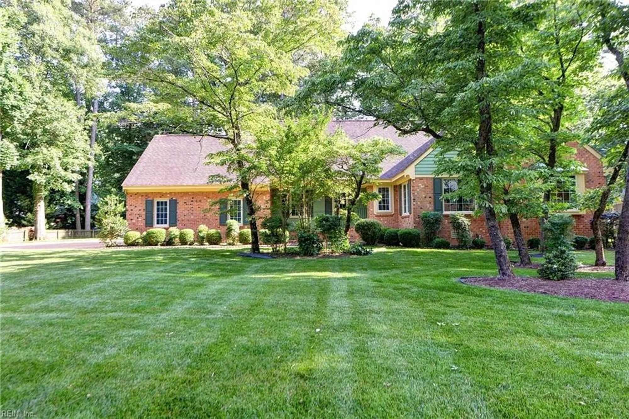 Property Slideshow image 1 of 49 | 207 william barksdale, Williamsburg, VA, 23185