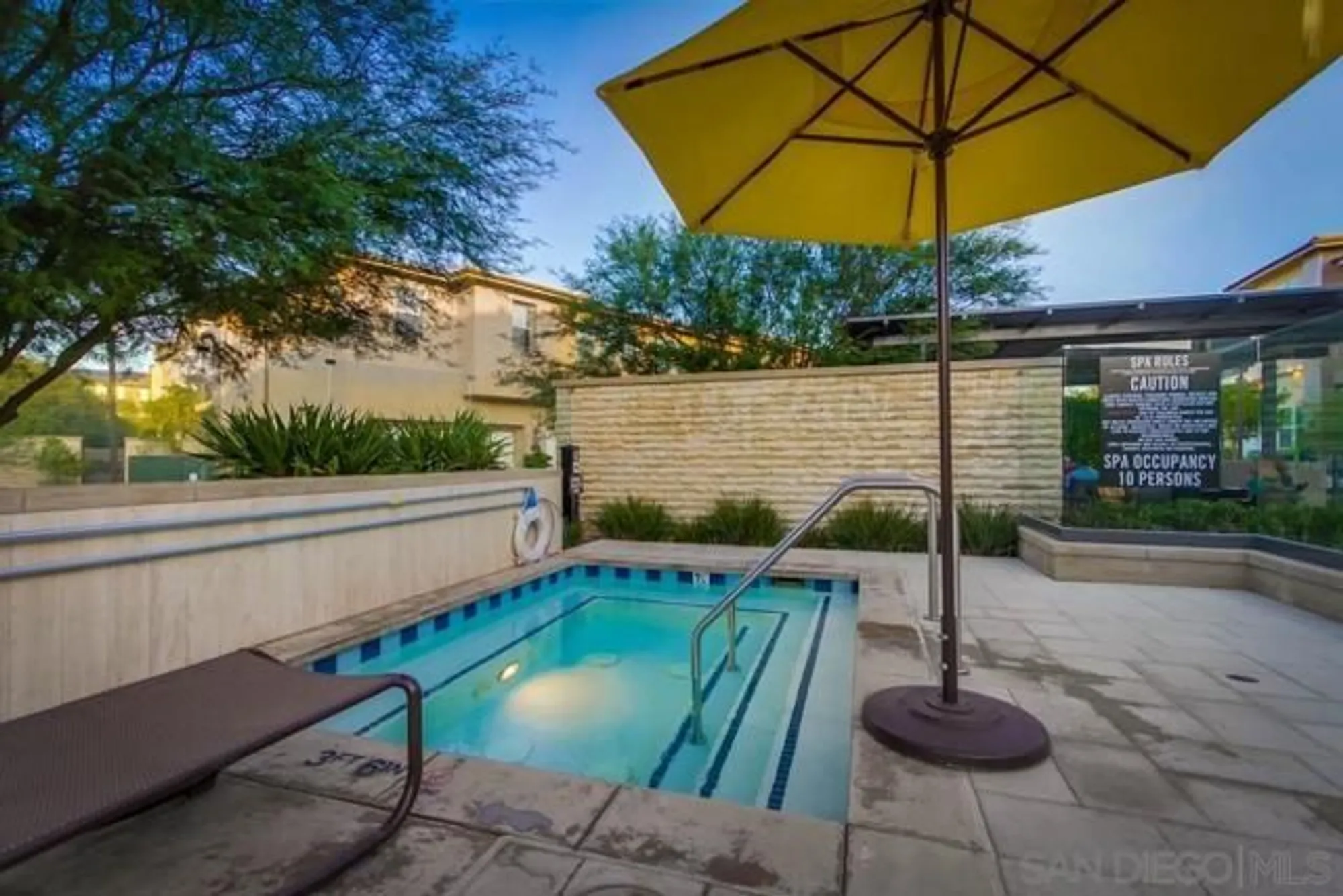 Property Slideshow image 43 of 59 | 16750 coyote bush dr 19, San Diego, CA, 92127