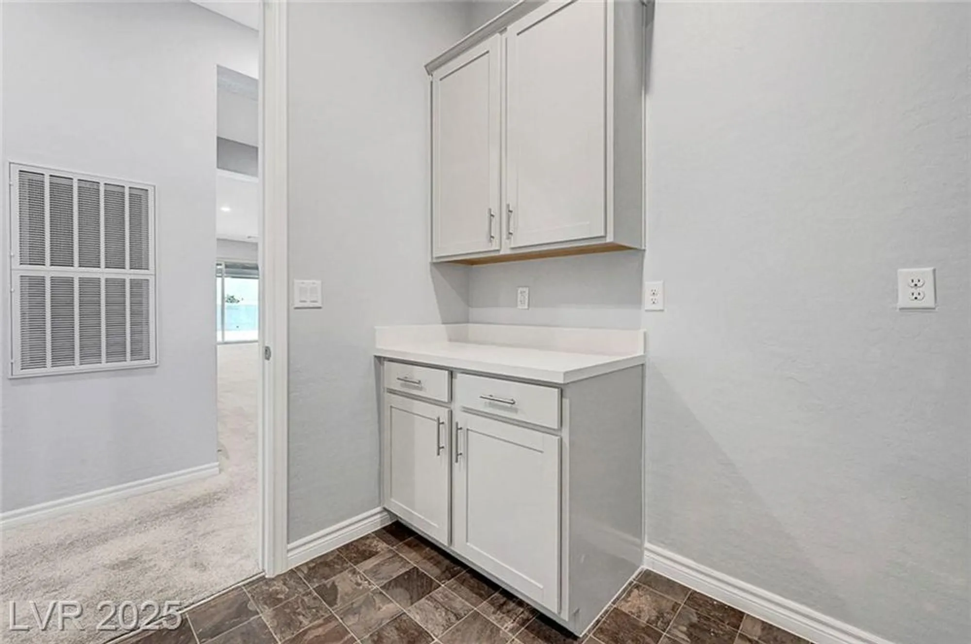 Property Slideshow image 36 of 44 | 977 edinburgh fields ct, Las Vegas, NV, 89138