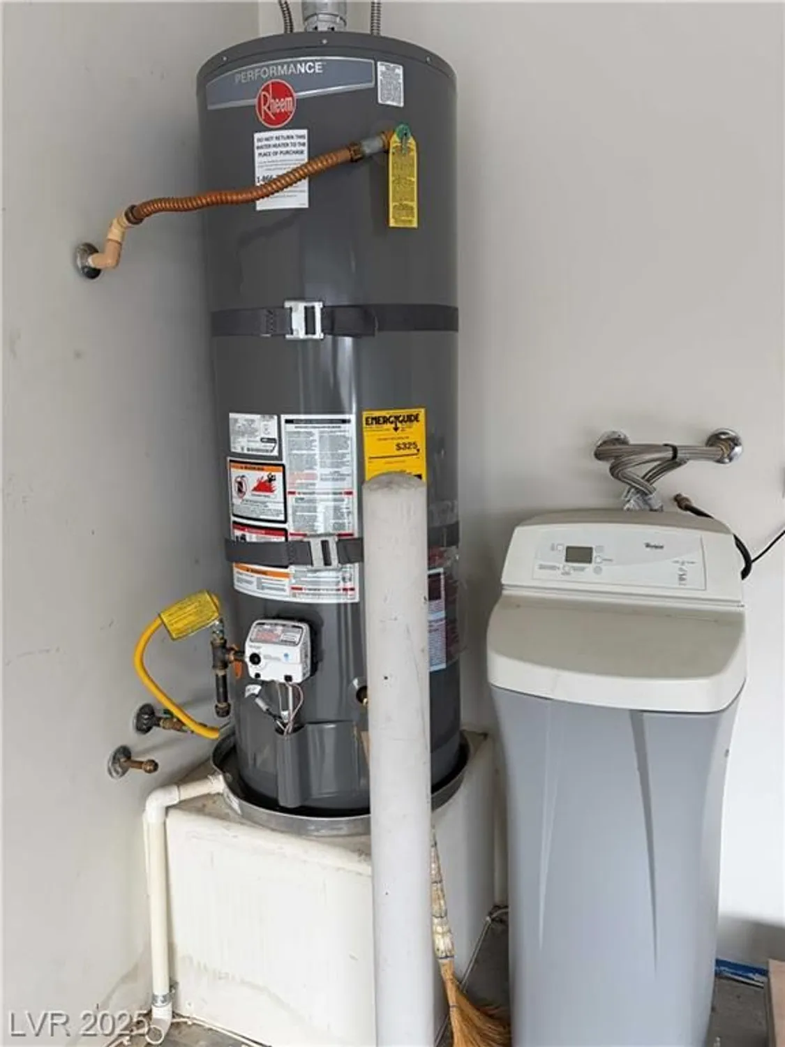 Property Slideshow image 45 of 51 | 2484 galaxy cluster st, Henderson, NV, 89044