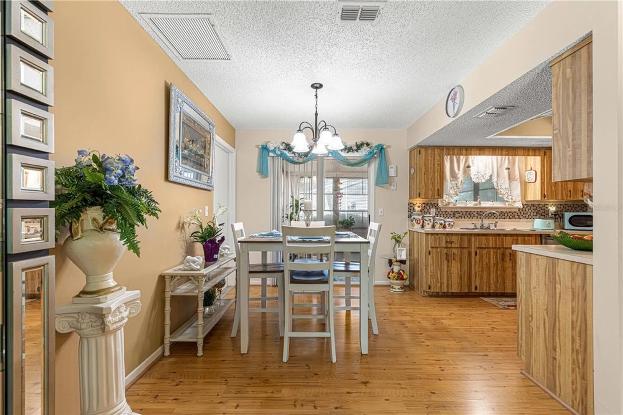 Property Slideshow image 12 of 62 | 10824 sw 90th ter, Ocala, FL, 34481