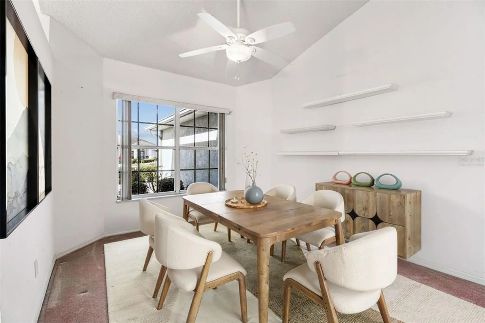 Property Slideshow image 9 of 39 | 2305 e del webb blvd, Sun City Center, FL, 33573