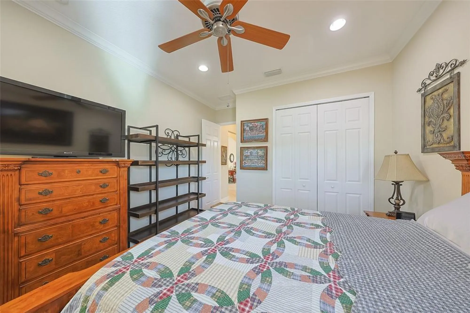 Property Slideshow image 10 of 42 | 321 siena vista pl, Sun City Center, FL, 33573