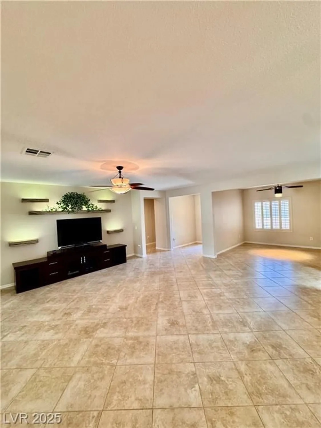 Property Slideshow image 6 of 31 | 2151 shadow canyon dr, Henderson, NV, 89044