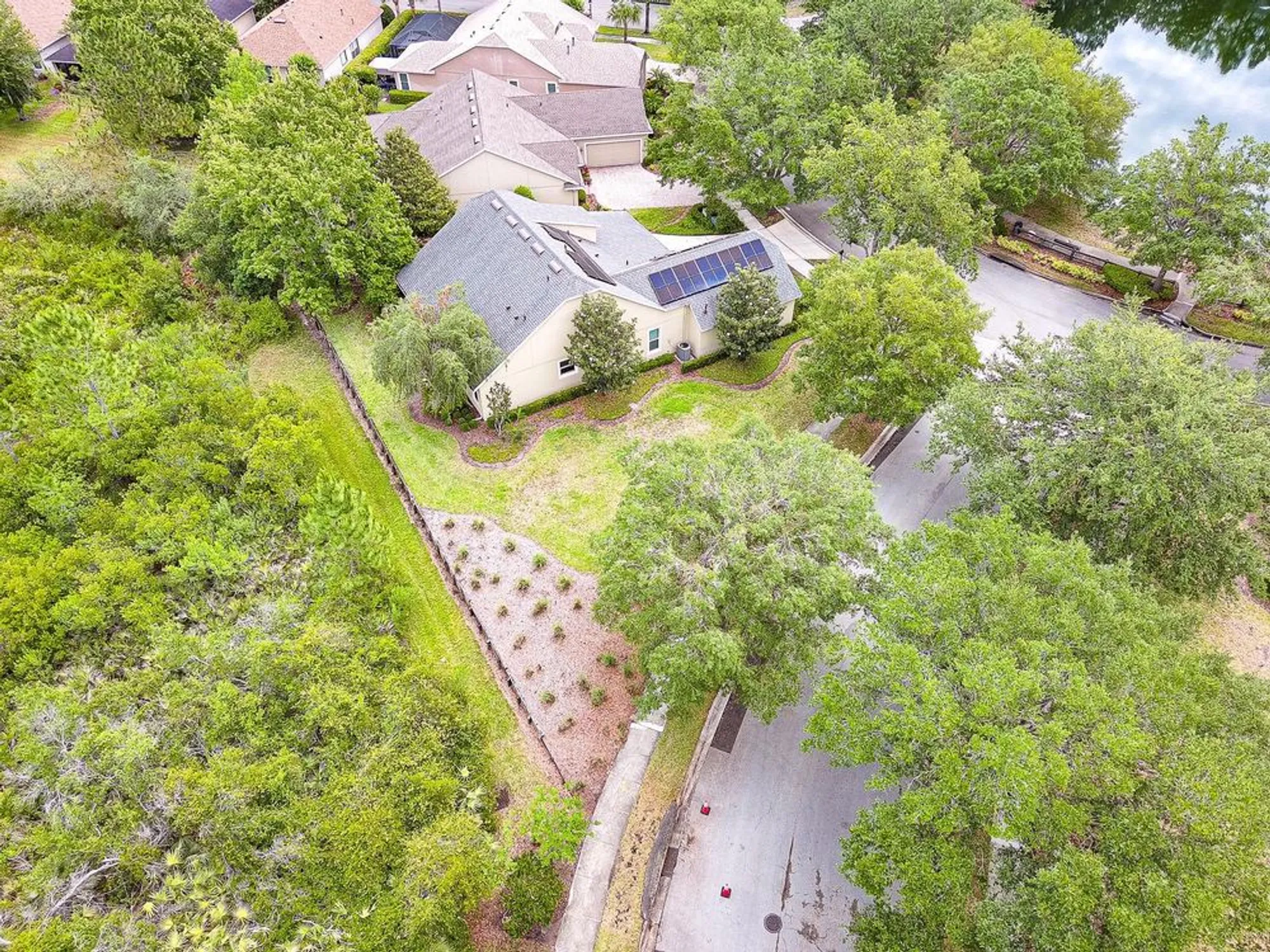 Property Slideshow image 28 of 46 | 1018 heron point cir, Deland, FL, 32724