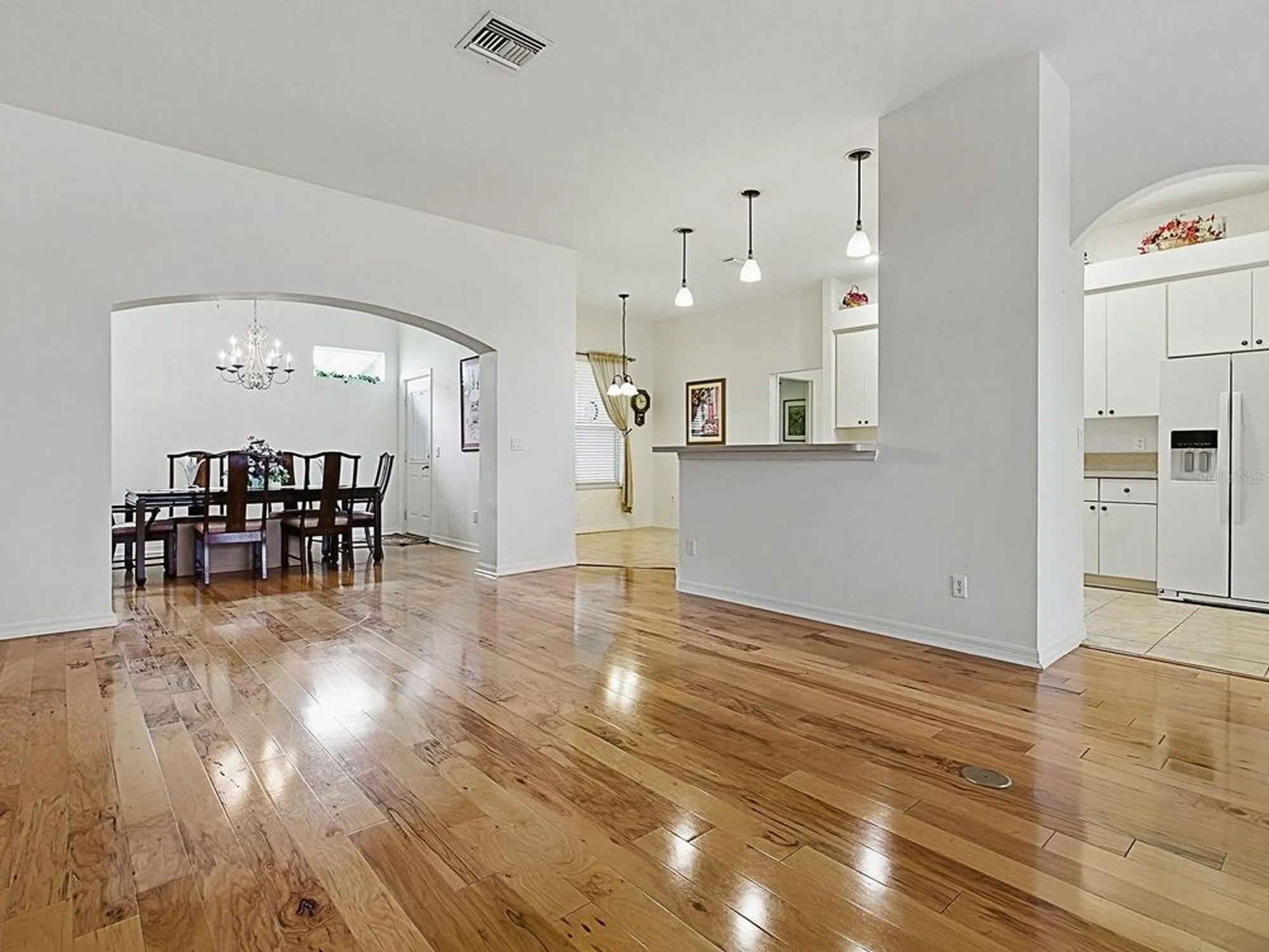 Property Slideshow image 11 of 89 | 3001 lake huron ln, Tavares, FL, 32778