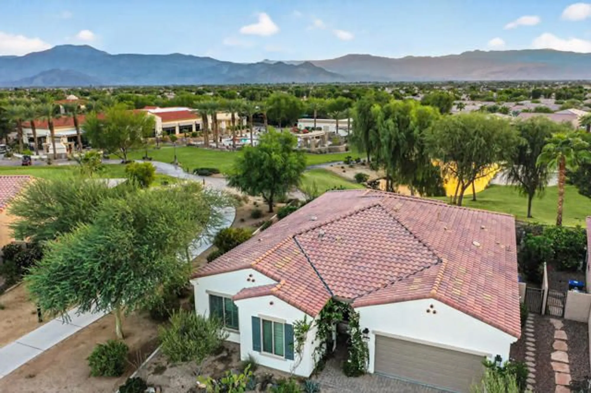Property Slideshow image 54 of 73 | 81469 avenida montura, Indio, CA, 92203