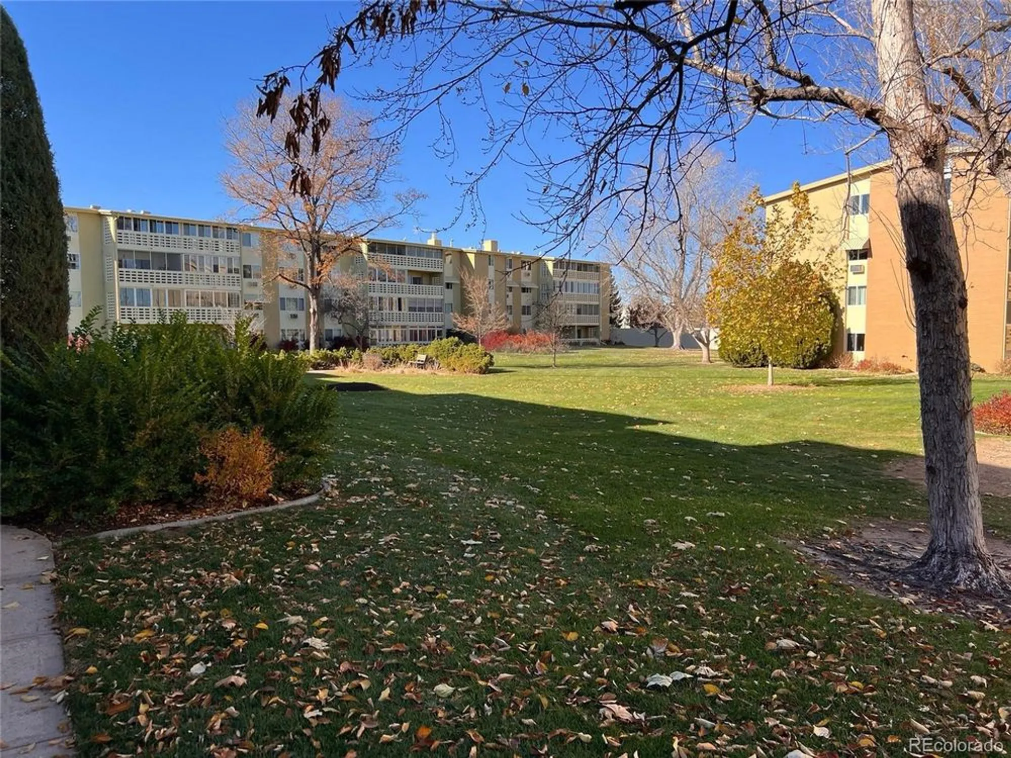 Property Slideshow image 24 of 28 | 660 s alton way 4a, Denver, CO, 80247