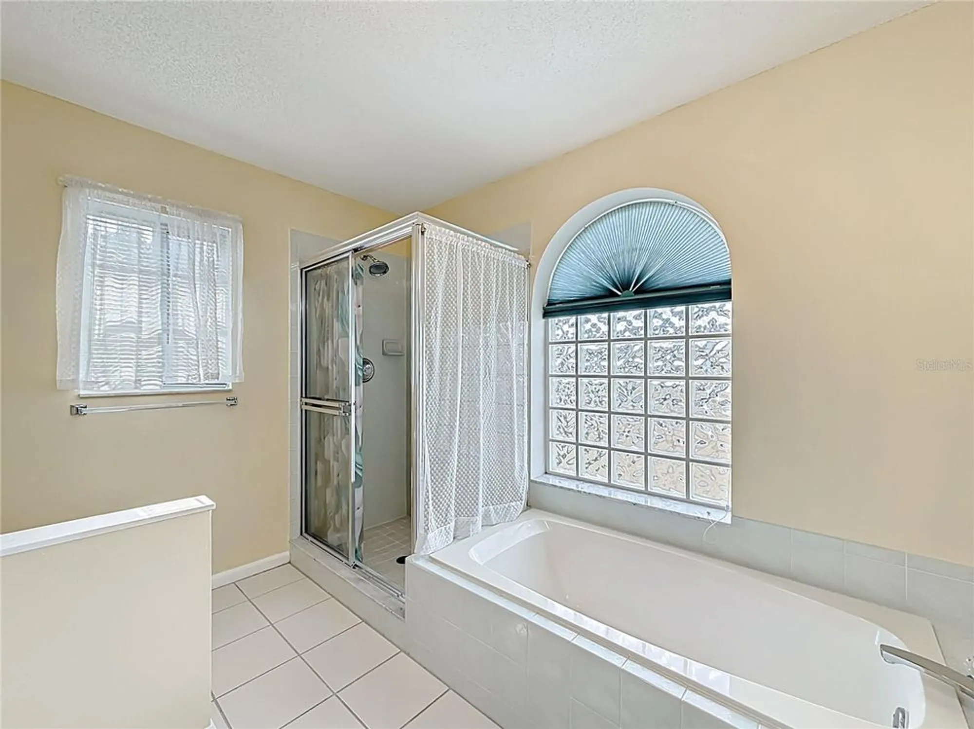 Property Slideshow image 16 of 40 | 2051 nw 50th ave, Ocala, FL, 34482