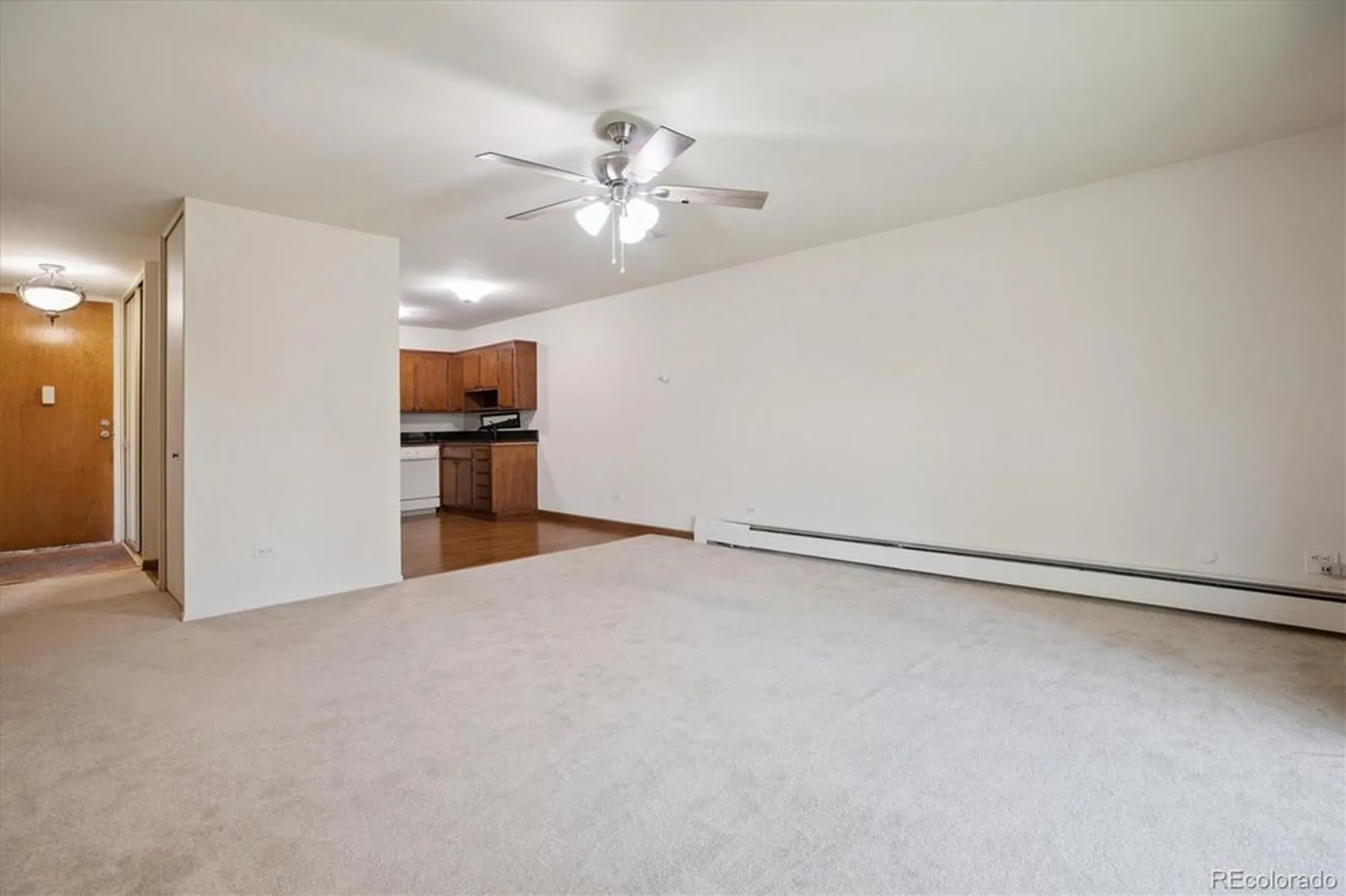 Property Slideshow image 8 of 19 | 725 s clinton st 2b, Denver, CO, 80247