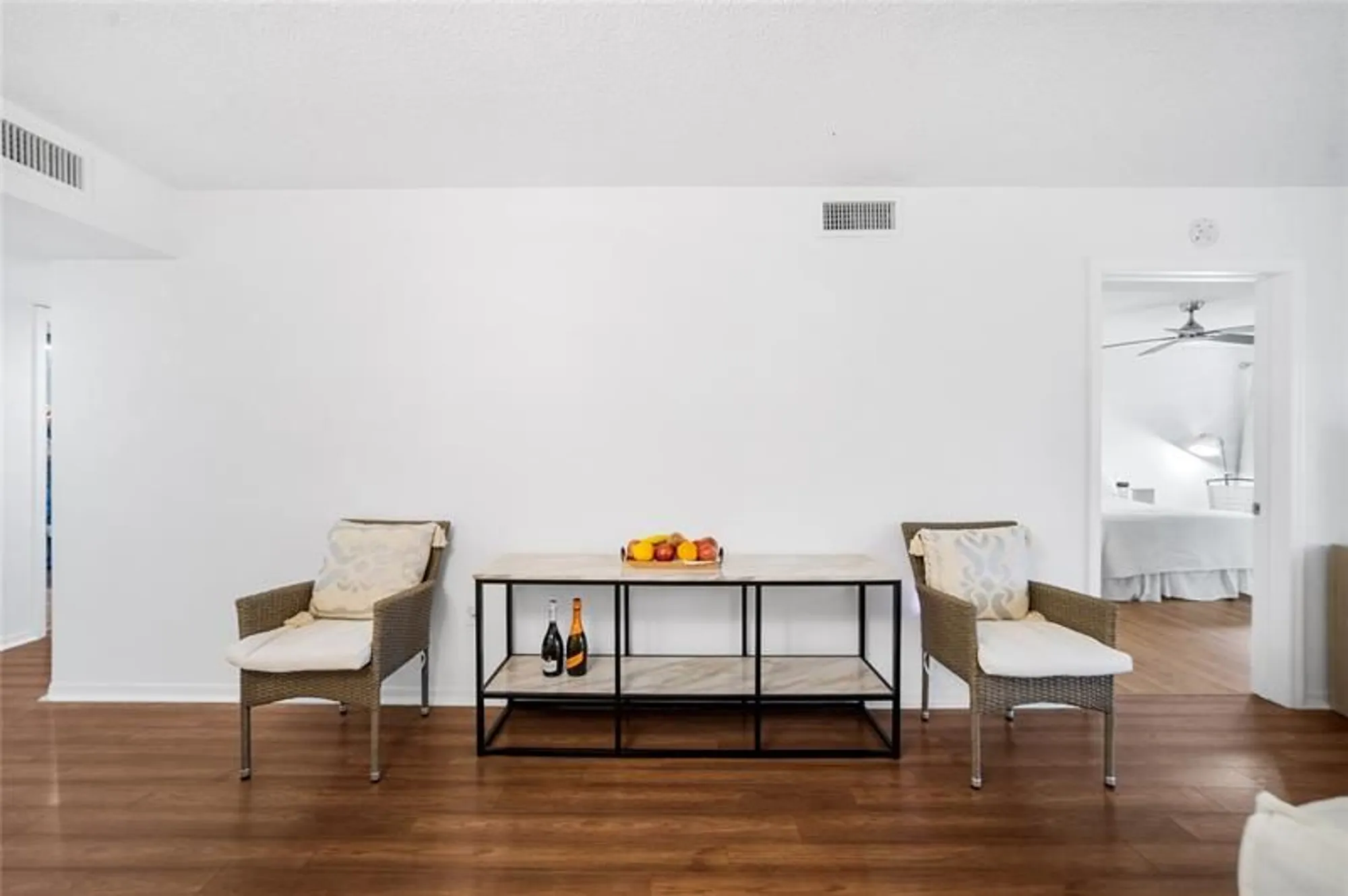 Property Slideshow image 14 of 35 | 7427 n devon dr 108, Tamarac, FL, 33321