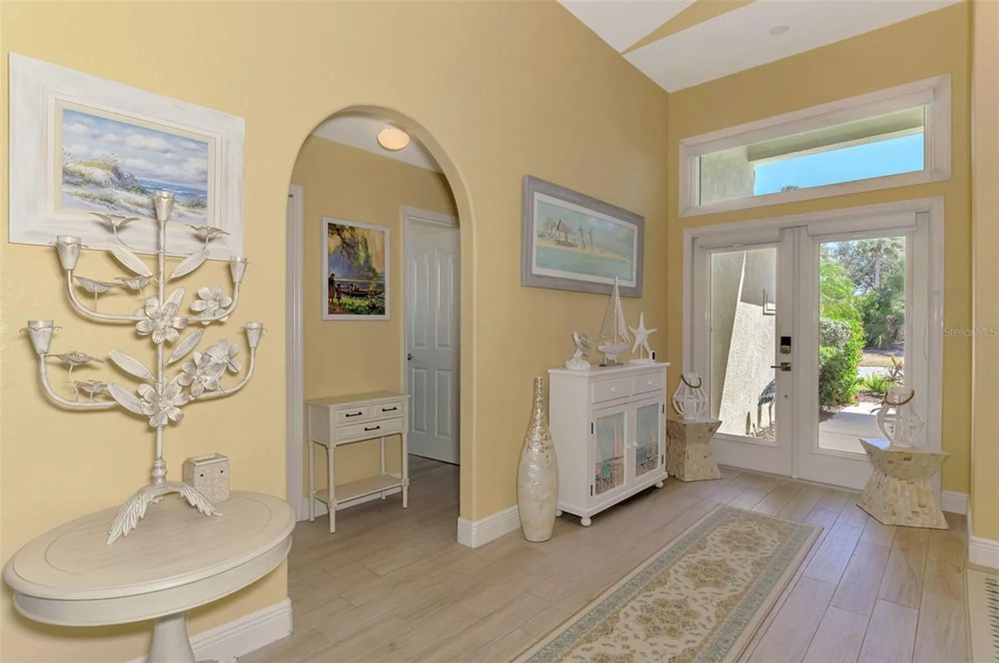 Property Slideshow image 7 of 55 | 320 bermuda ct 10, Venice, FL, 34293