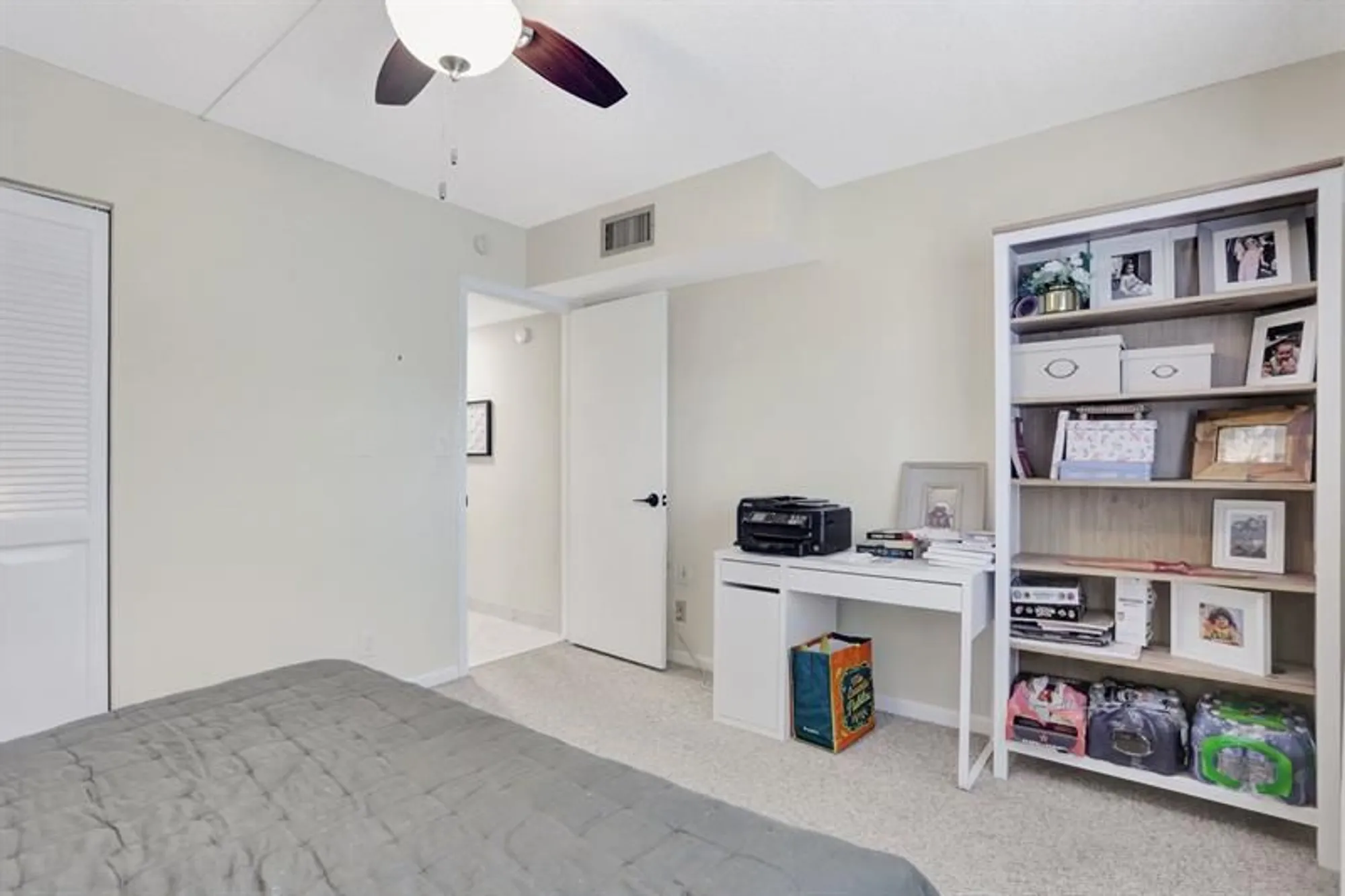 Property Slideshow image 20 of 67 | 2802 victoria way e2, Coconut Creek, FL, 33066