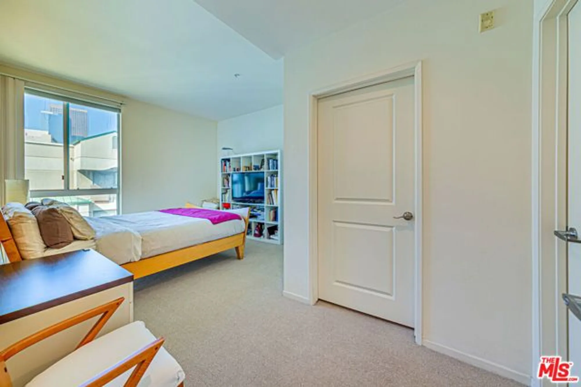 Property Slideshow image 12 of 33 | 267 s san pedro st unit 608, Los Angeles, CA, 90012