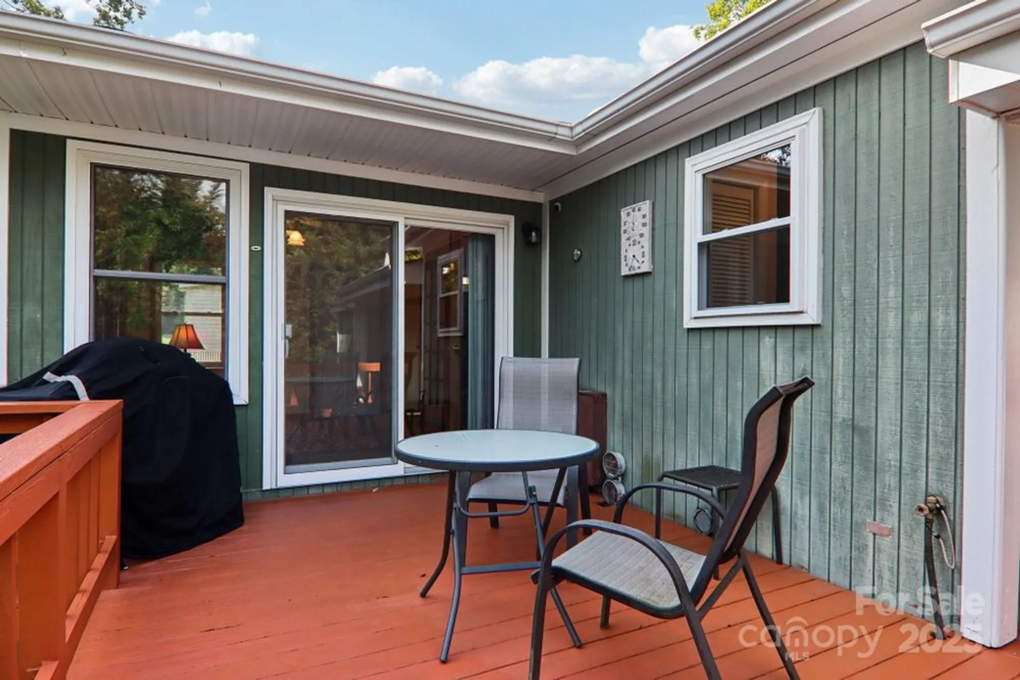 Property Slideshow image 34 of 47 | 226 cranbrook cir, Hendersonville, NC, 28792