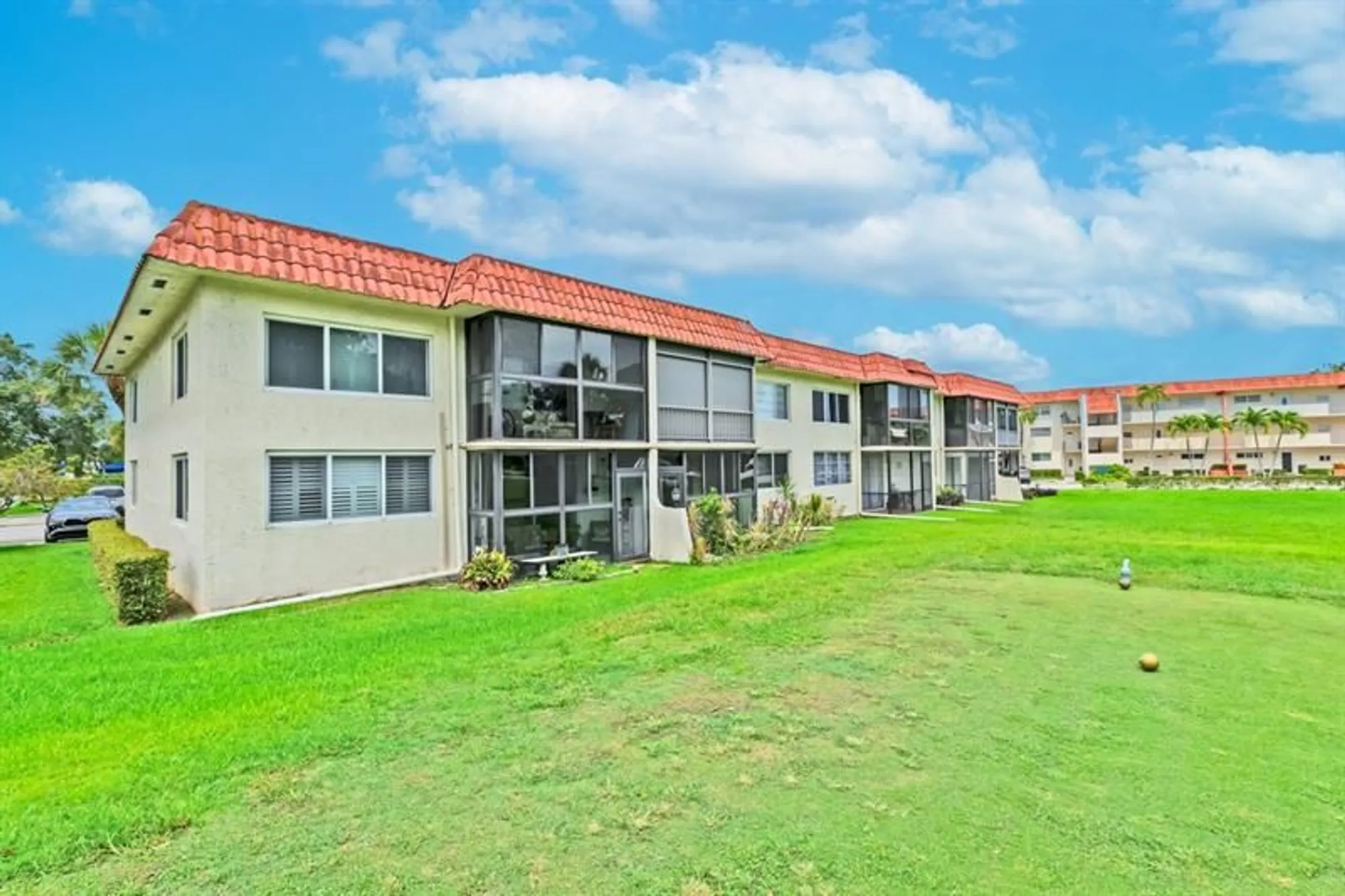 Property Slideshow image 40 of 50 | 8941 s hollybrook blvd apt 104, Pembroke Pines, FL, 33025