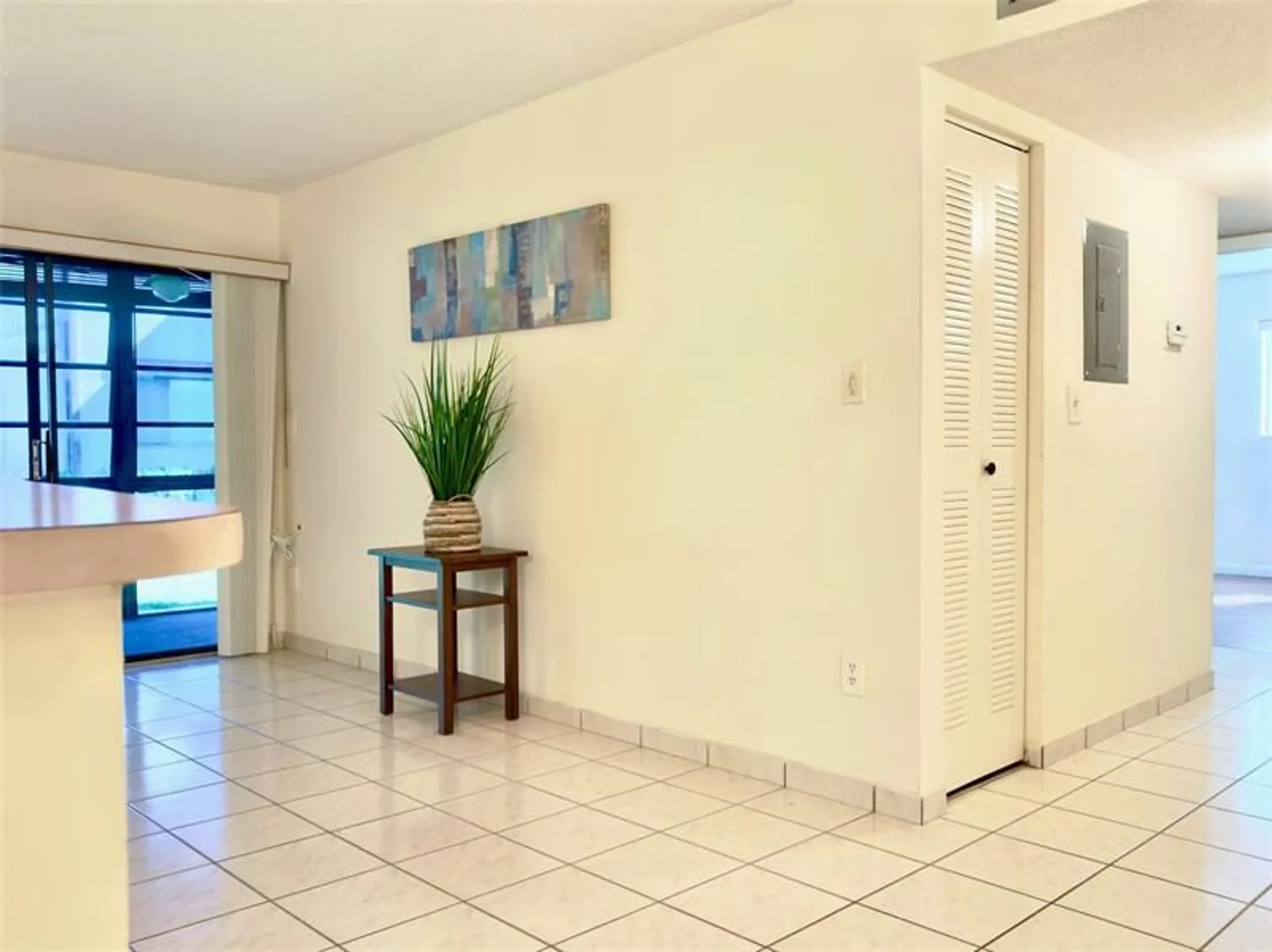 Property Slideshow image 18 of 51 | 9988 n belfort cir 111, Tamarac, FL, 33321