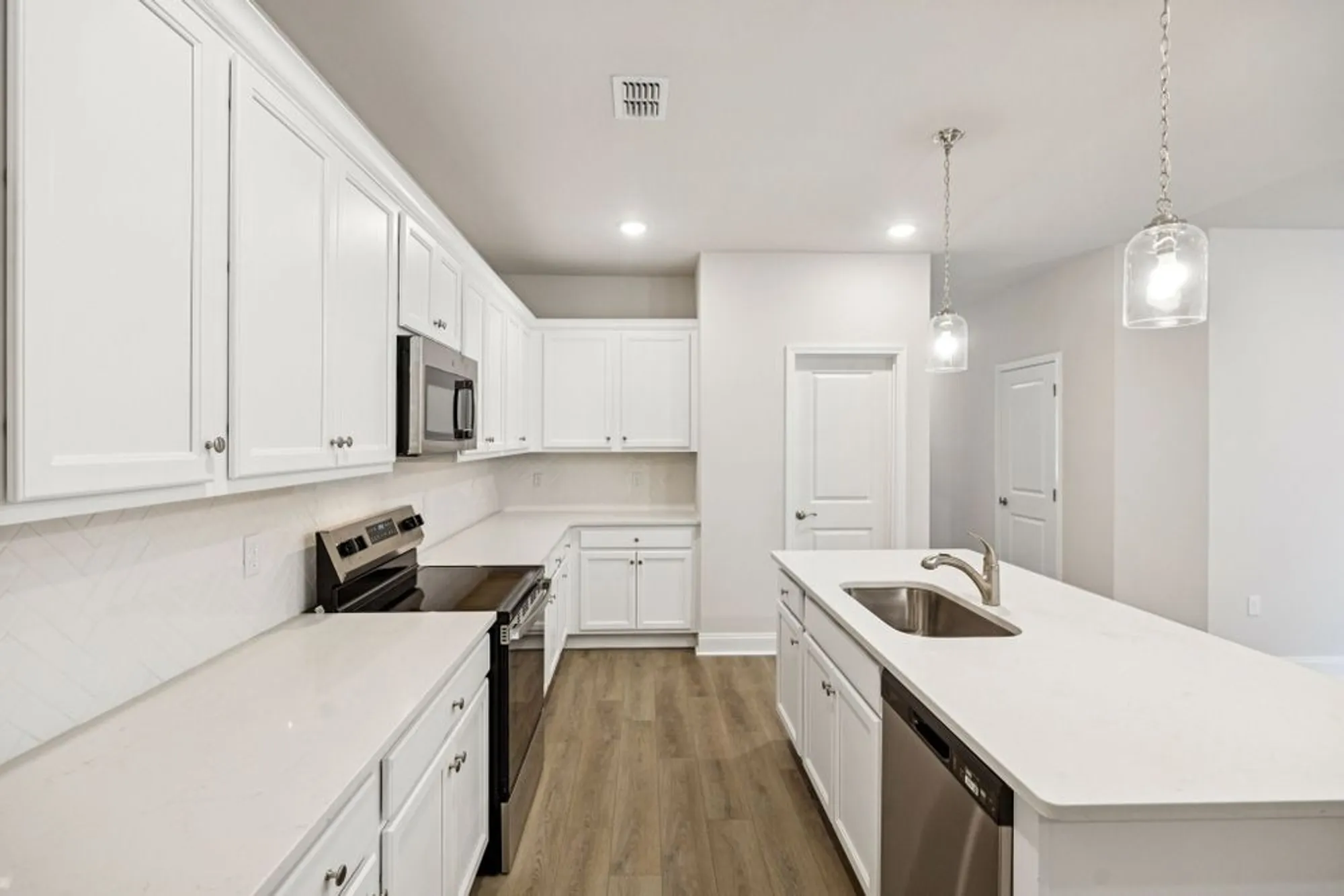 Property Slideshow image 25 of 39 | 110 sidlaw pass, Smyrna, TN, 37167