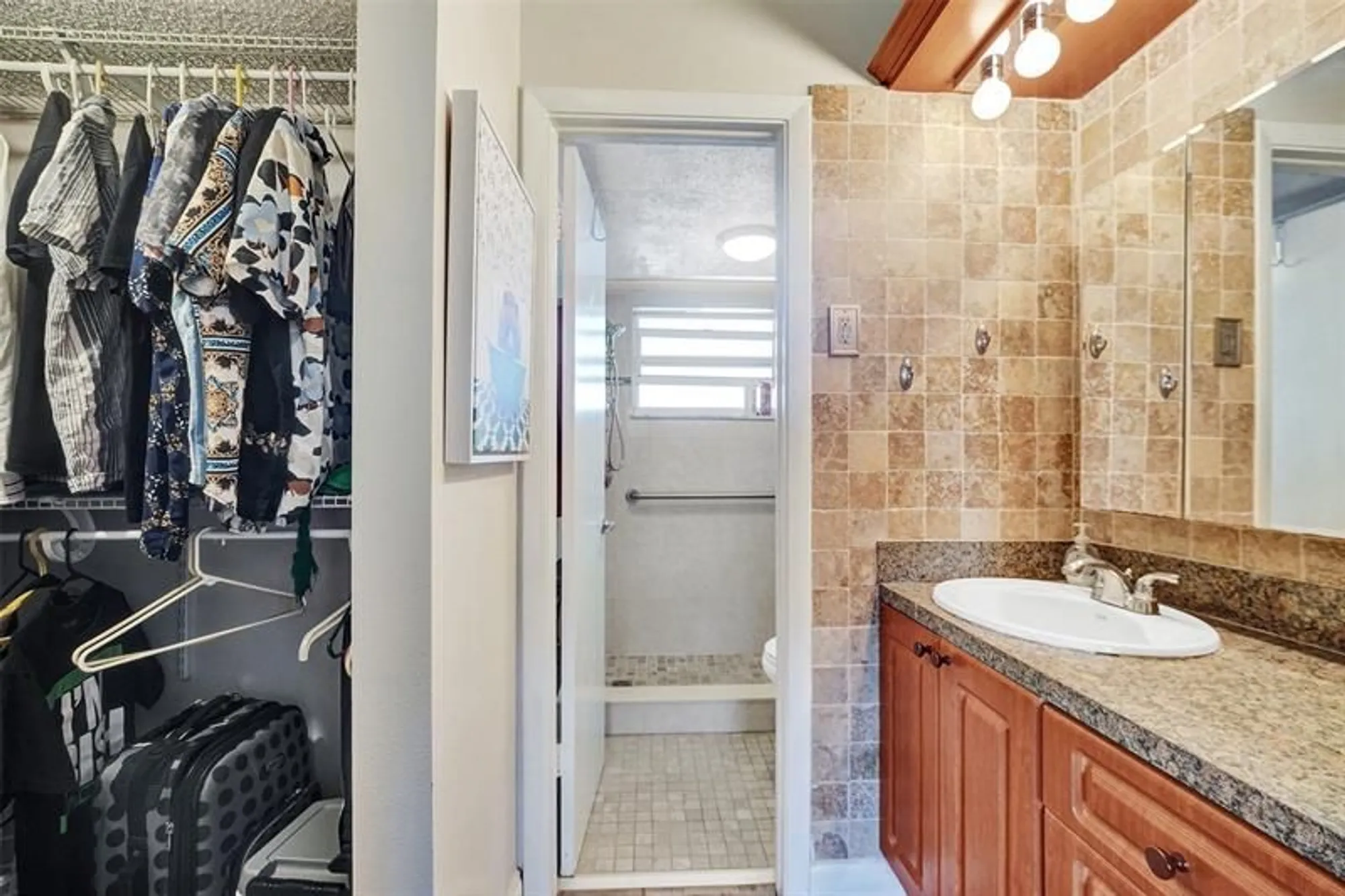 Property Slideshow image 17 of 35 | 6570 royal palm blvd 210j, Margate, FL, 33063