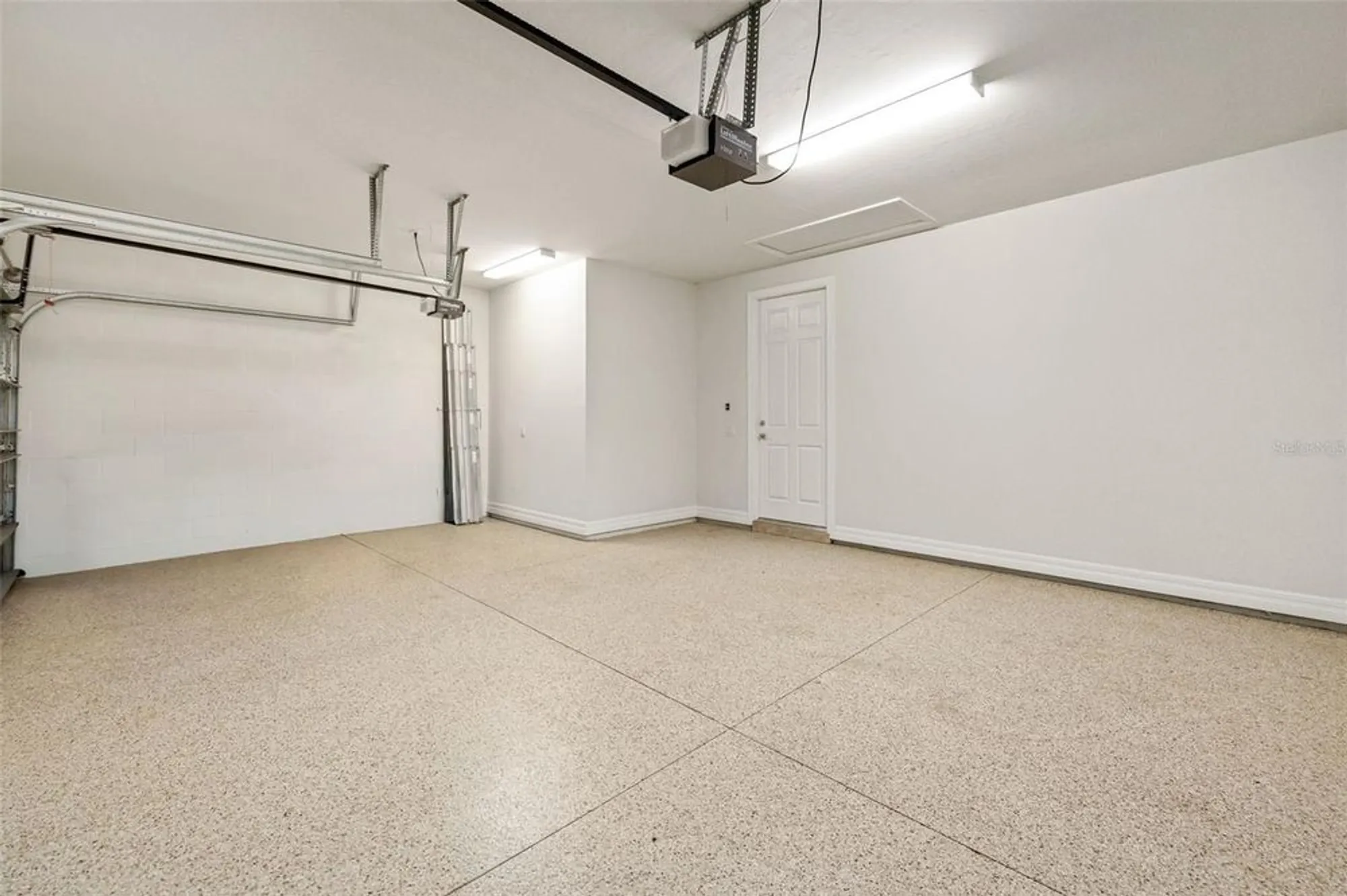 Property Slideshow image 60 of 83 | 11192 whimbrel ln, Sarasota, FL, 34238