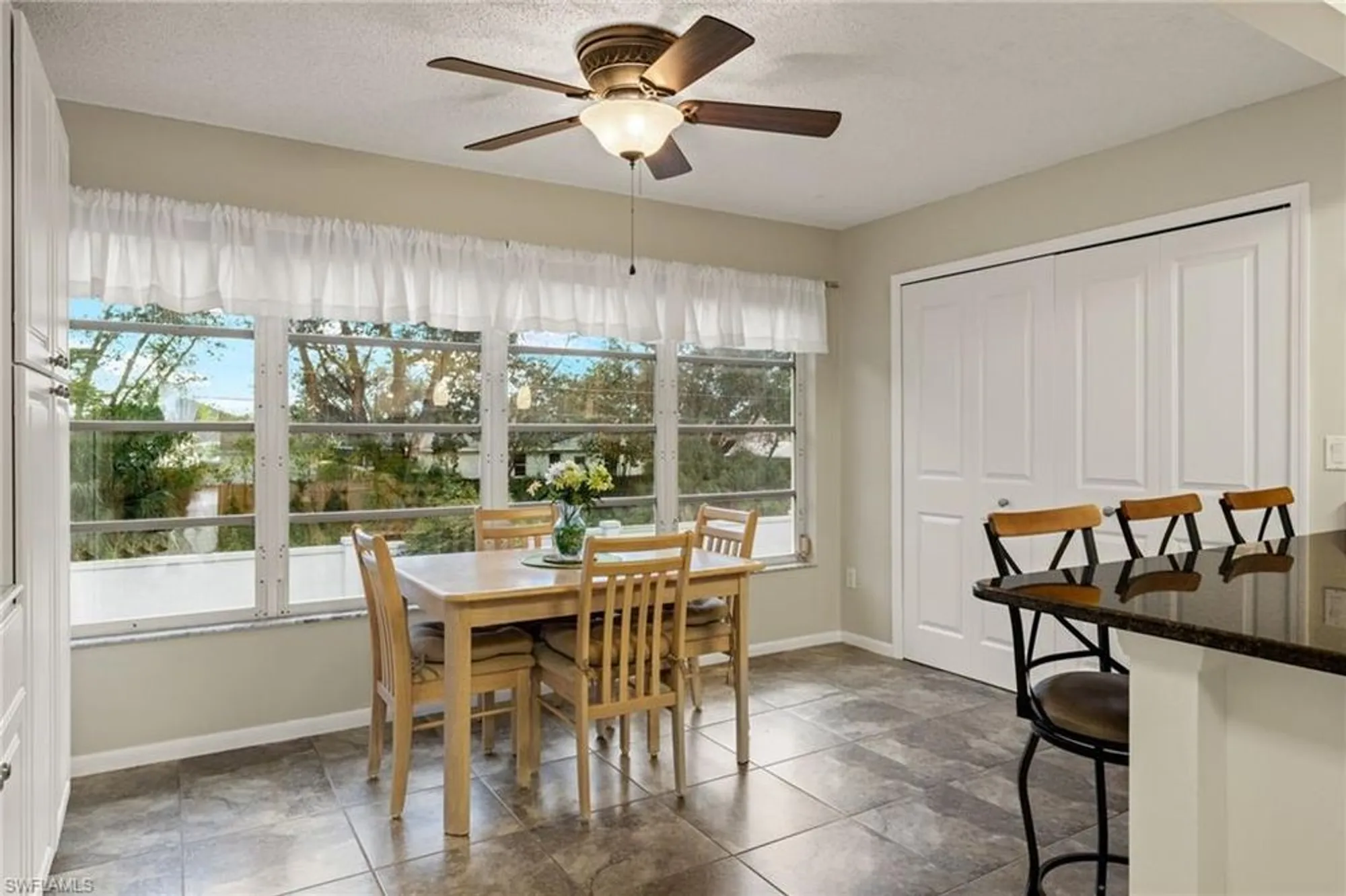 Property Slideshow image 10 of 27 | 1340 s brandywine cir apt 3, Fort Myers, FL, 33919