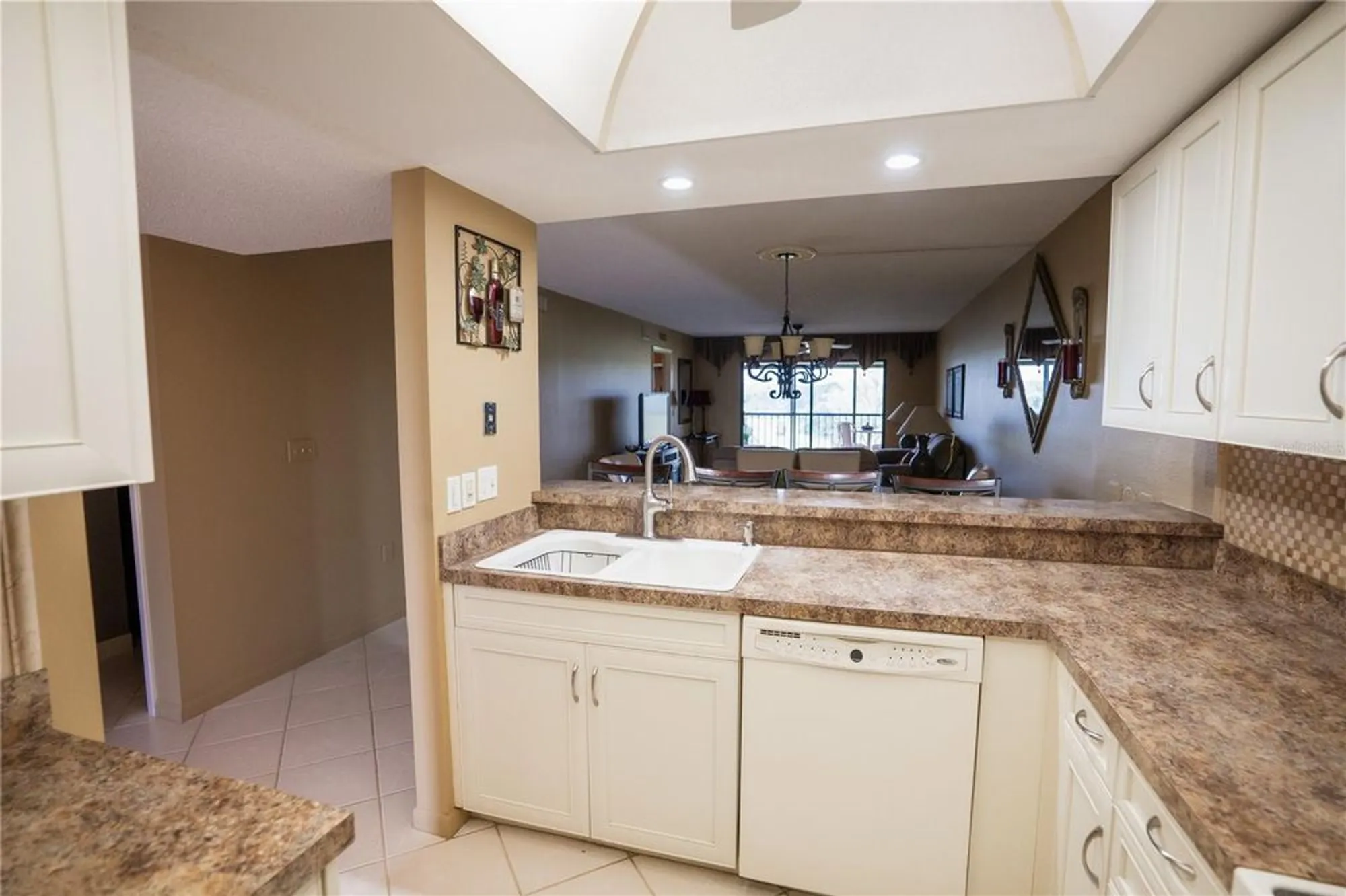 Property Slideshow image 10 of 26 | 1846 golfview dr # 1846, Tarpon Springs, FL, 34689