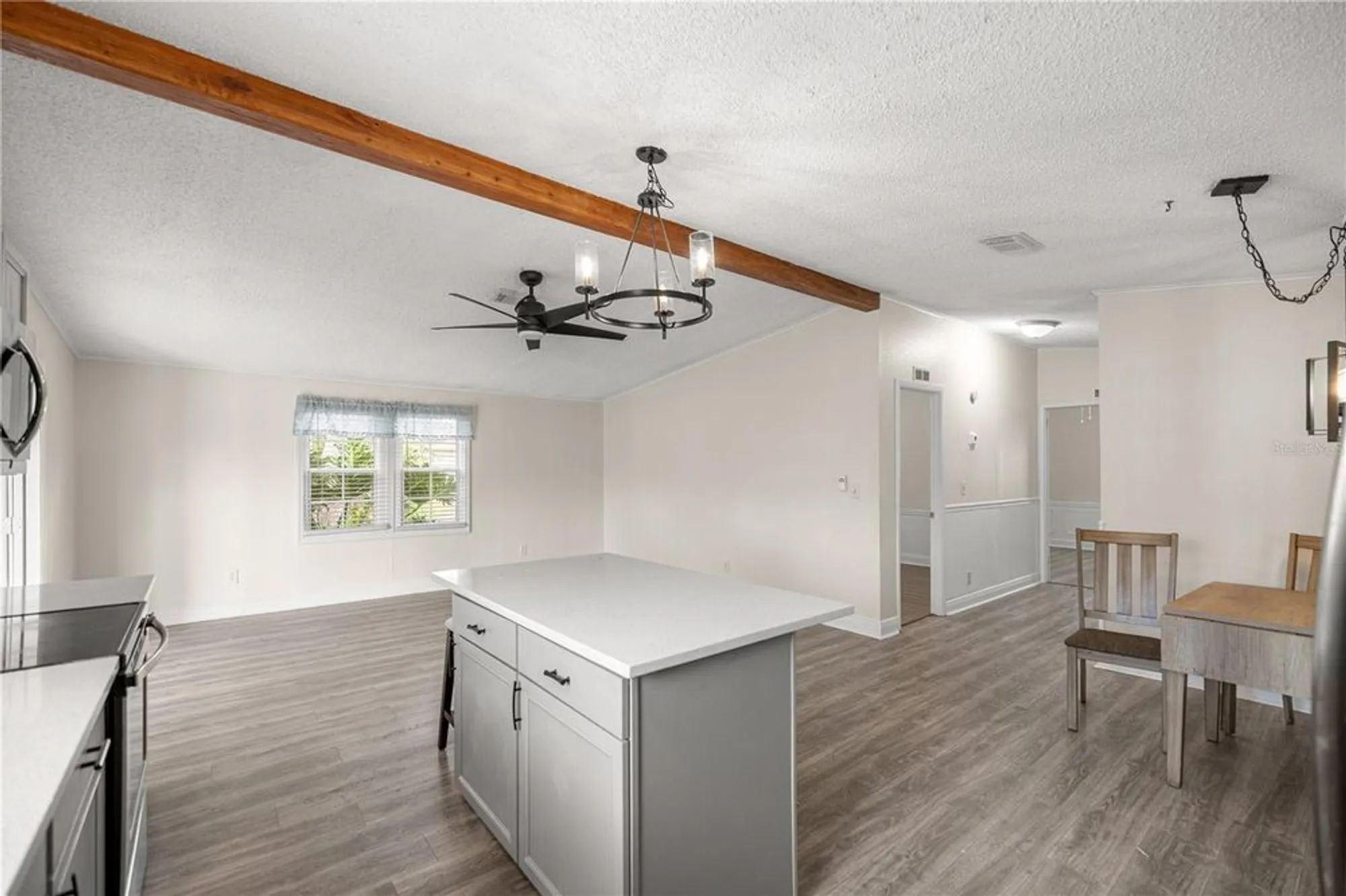 Property Slideshow image 4 of 24 | 1013 ann ave, Lady Lake, FL, 32159