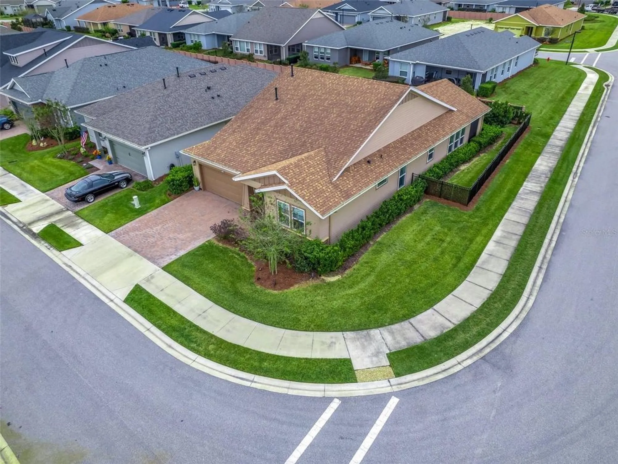 Property Slideshow image 2 of 37 | 5672 nw 40th pl, Ocala, FL, 34482