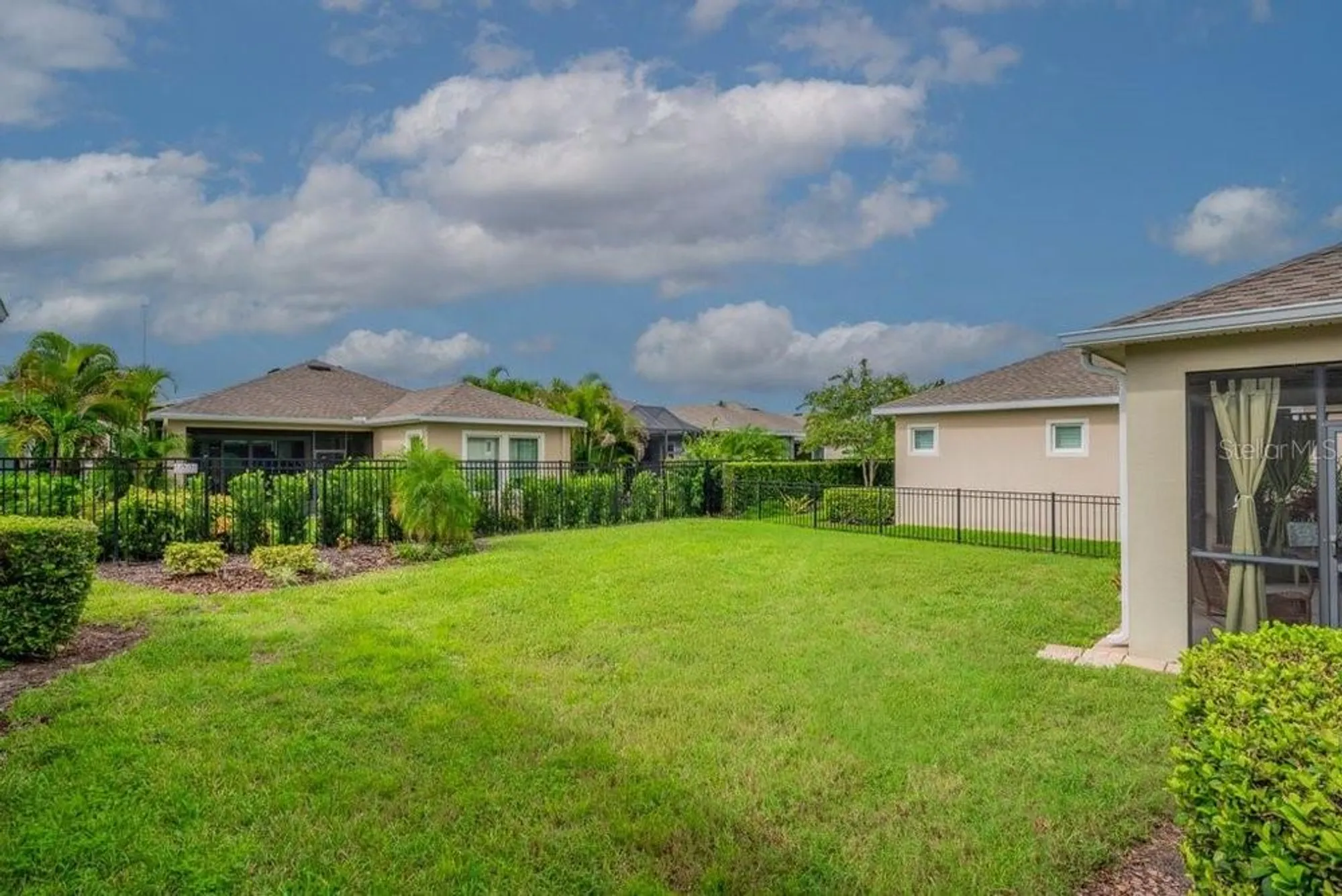 Property Slideshow image 27 of 34 | 13915 kingfisher glen dr, Lithia, FL, 33547