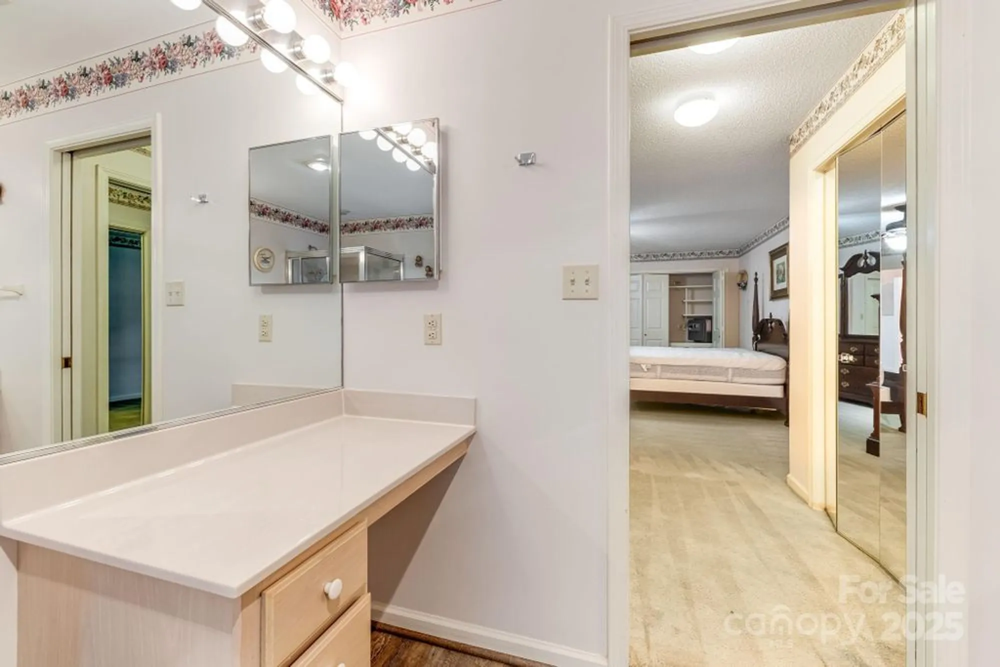 Property Slideshow image 26 of 34 | 11 heather way d, Candler, NC, 28715