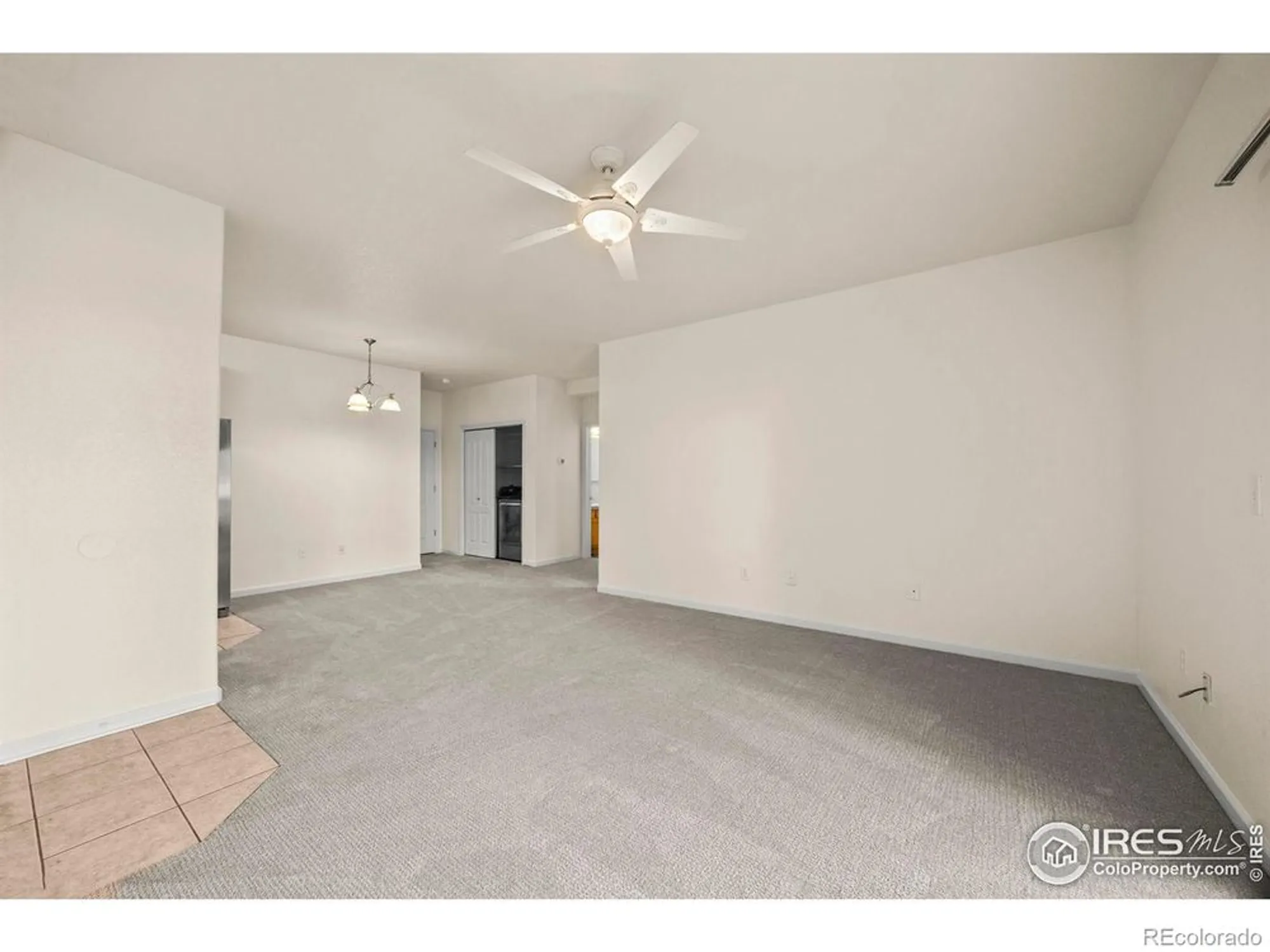 Property Slideshow image 6 of 24 | 4725 hahns peak dr 101, Loveland, CO, 80538