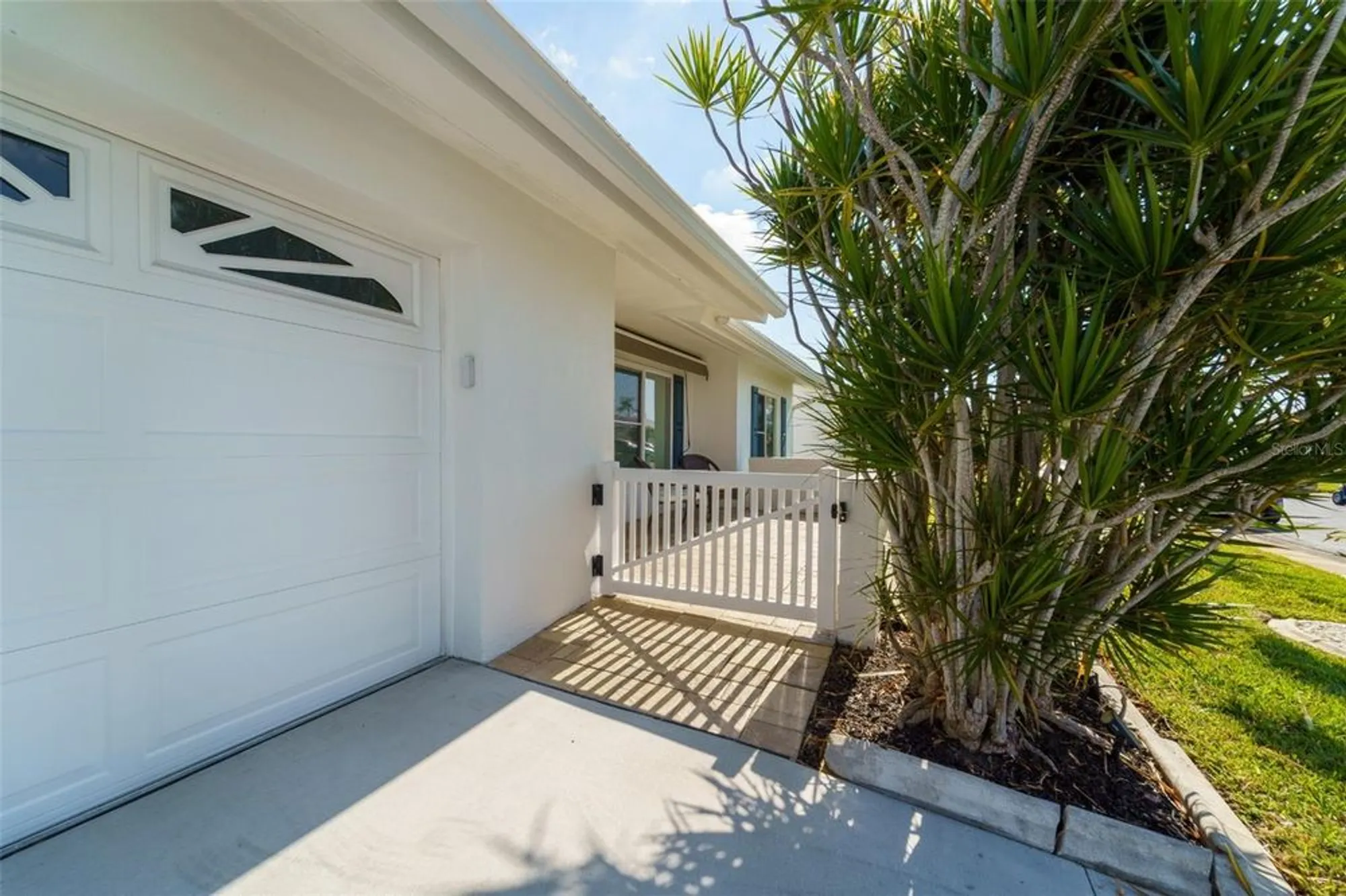 Property Slideshow image 51 of 72 | 9235 35th way n # 6, Pinellas Park, FL, 33782