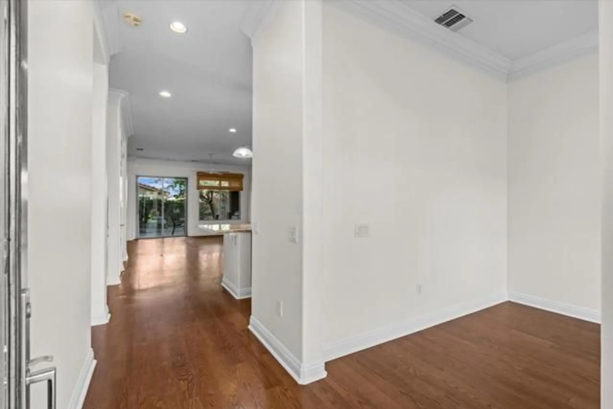 Property Slideshow image 9 of 31 | 80555 avenida san fernando, Indio, CA, 92203