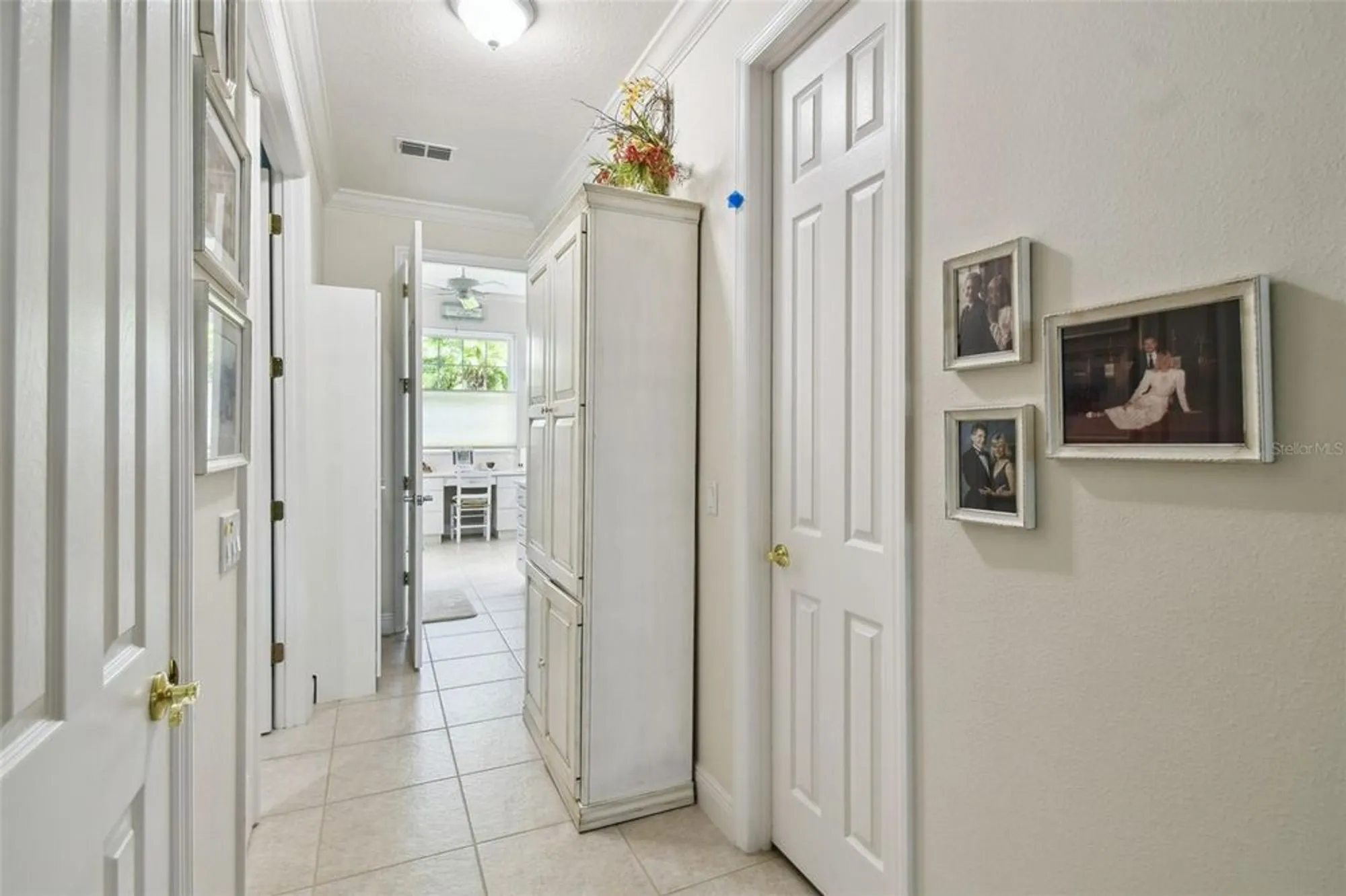 Property Slideshow image 18 of 61 | 201 largo dr, Kissimmee, FL, 34759