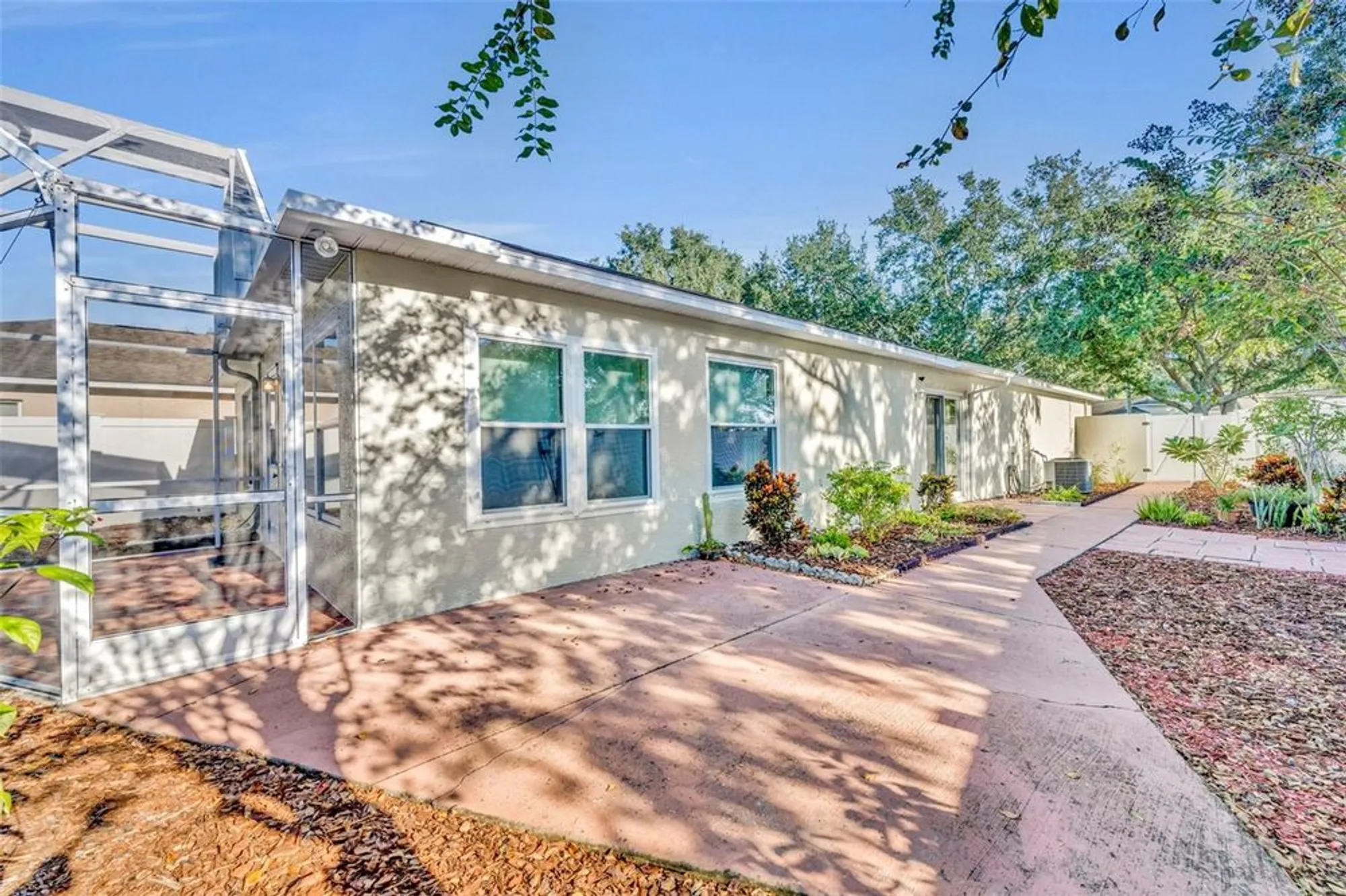 Property Slideshow image 22 of 31 | 2010 braxton st, Clermont, FL, 34711